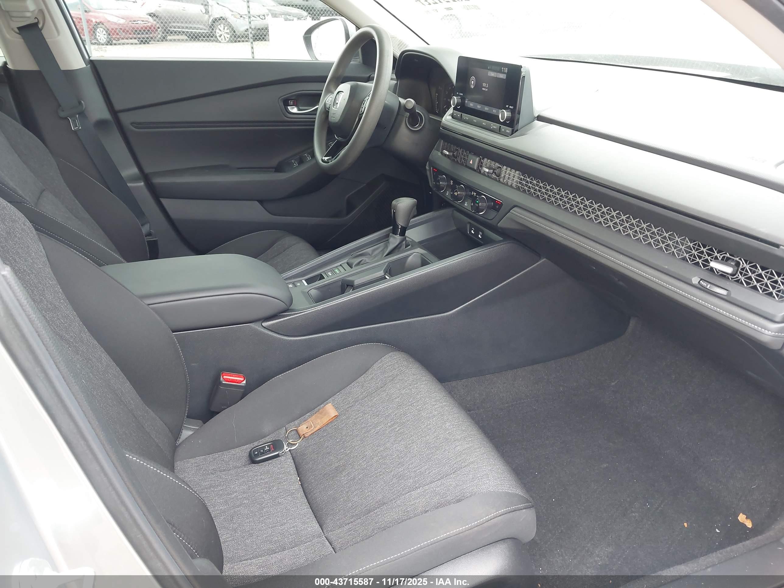 HONDA ACCORD image 5