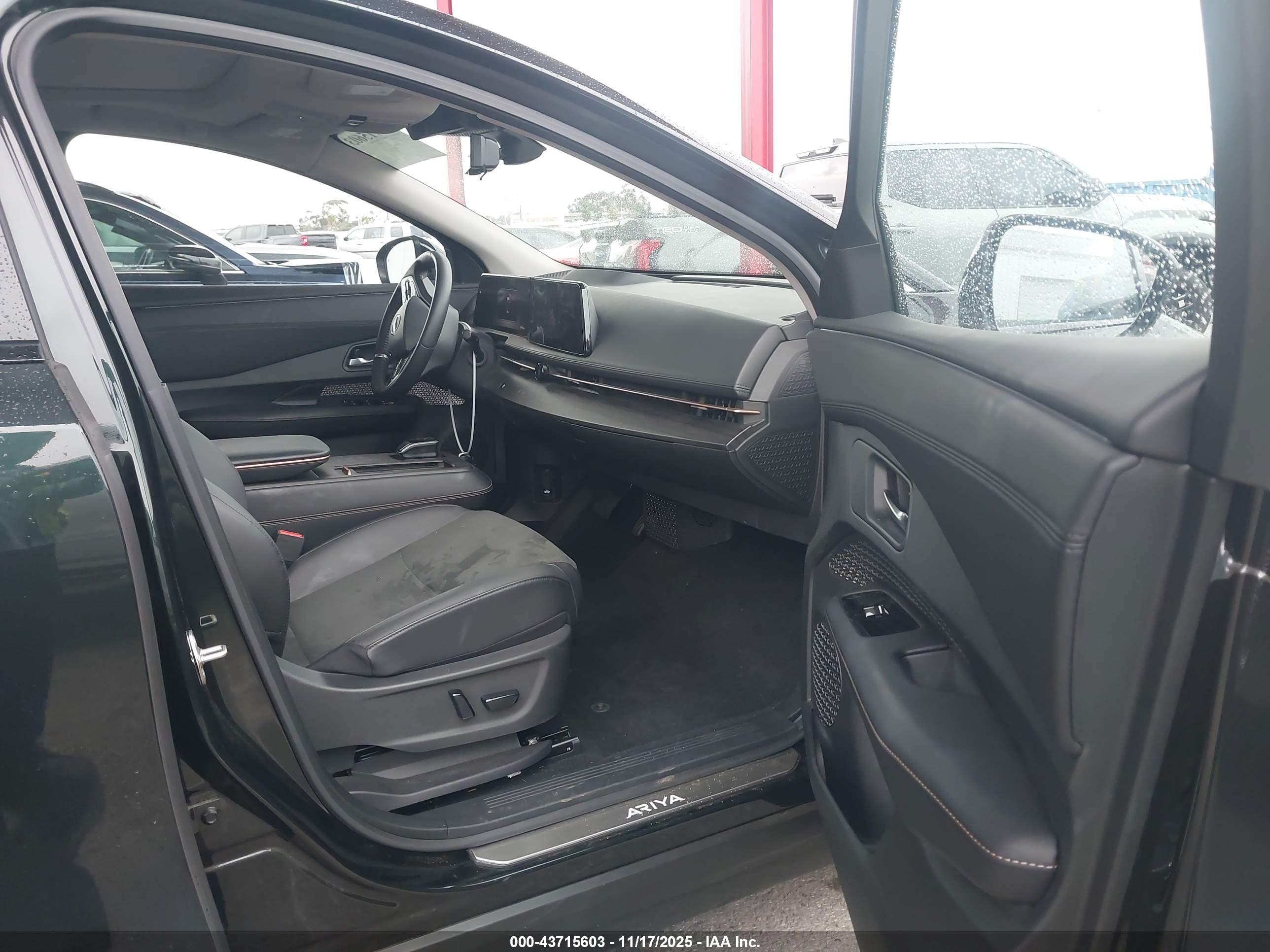 NISSAN ARIYA image 5