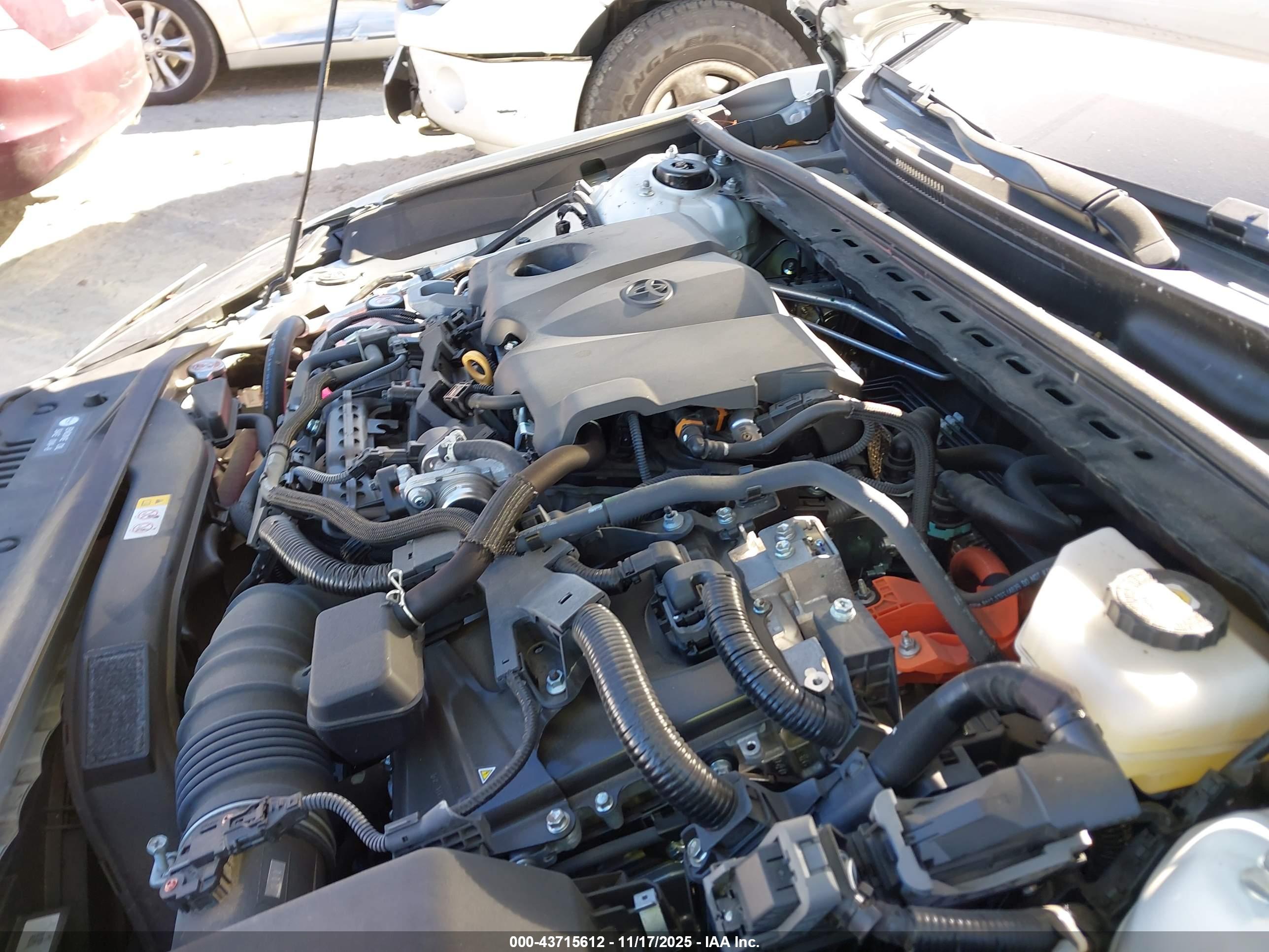 TOYOTA CAMRY image 10