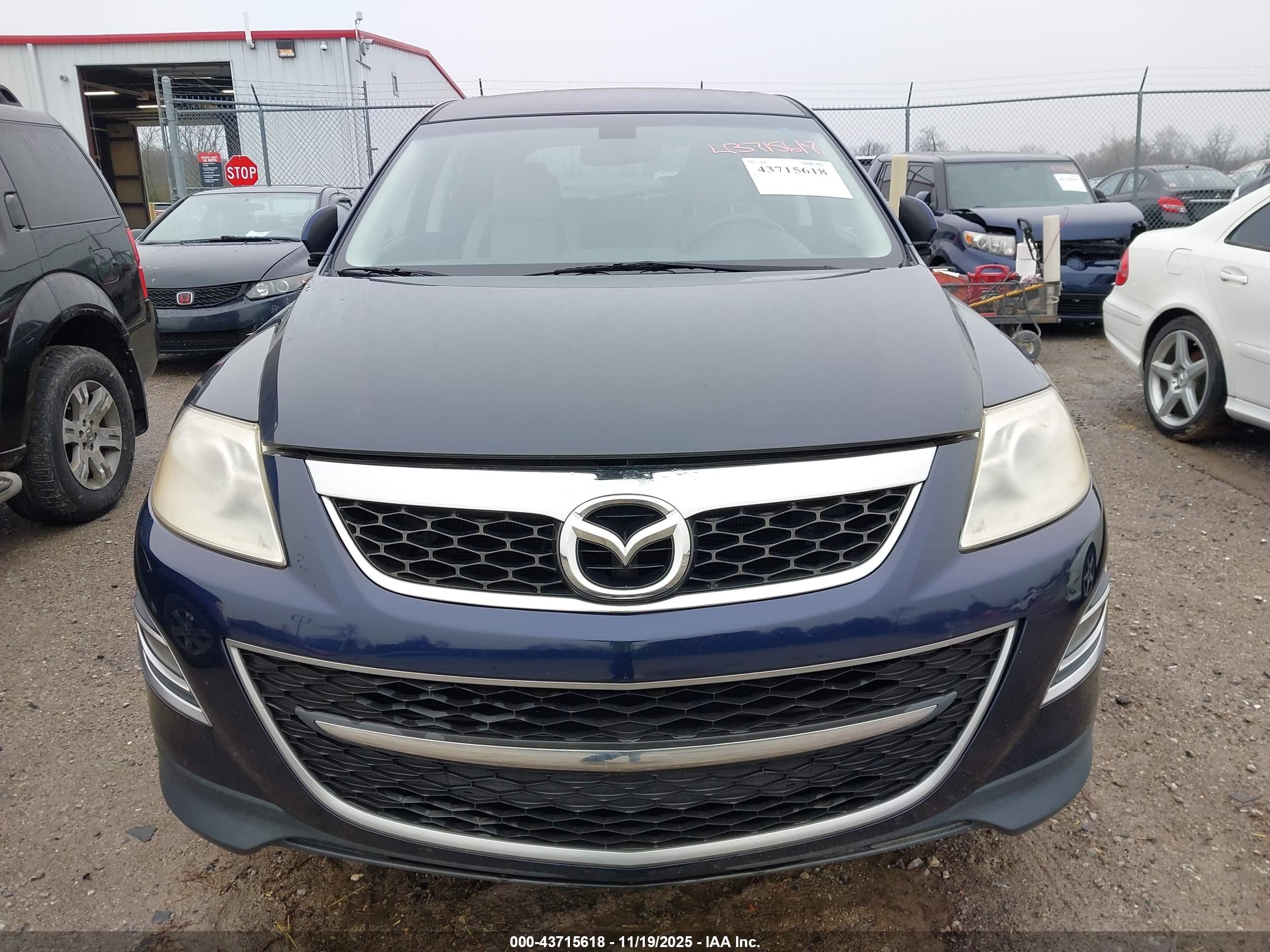 MAZDA CX-9 image 6