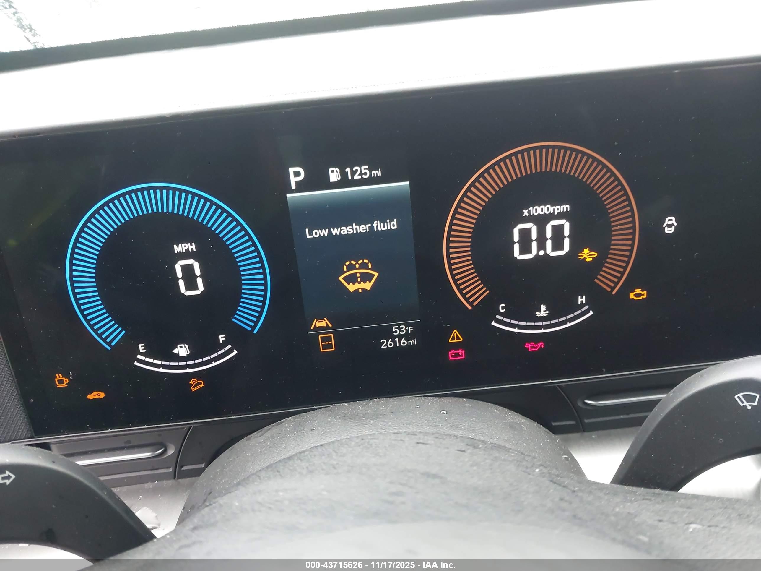 HYUNDAI KONA image 7