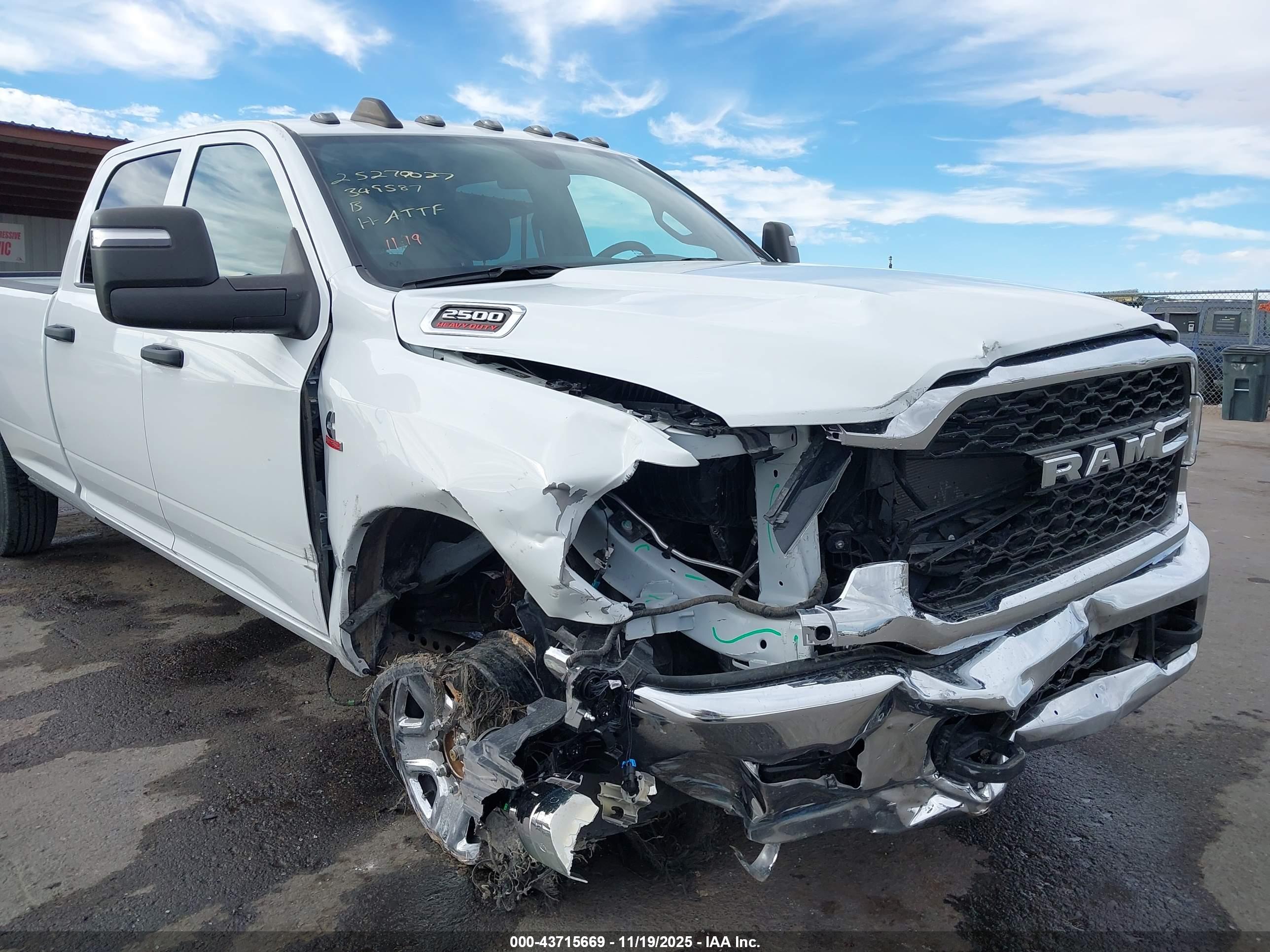 RAM 2500 image 6