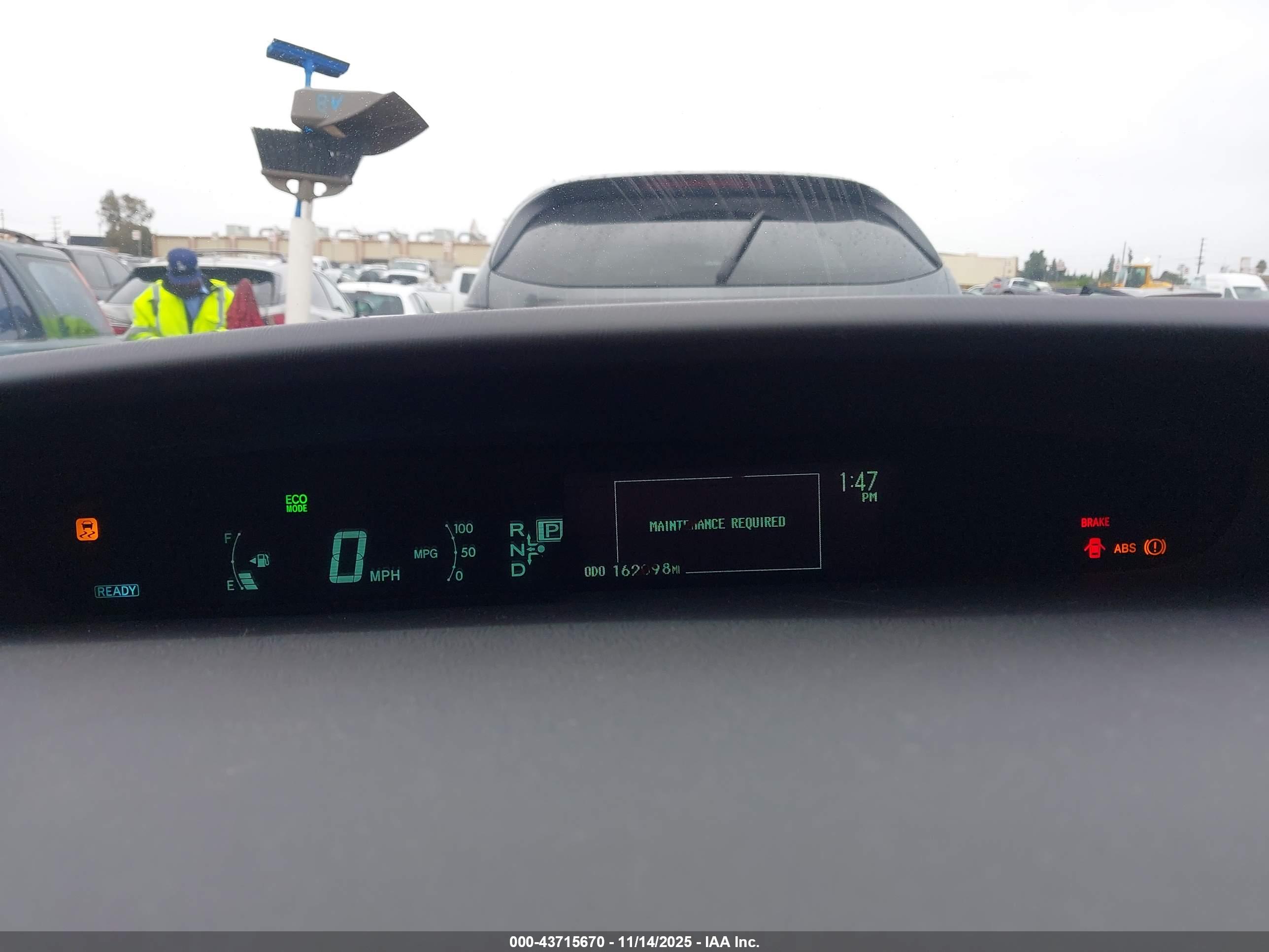TOYOTA PRIUS image 7