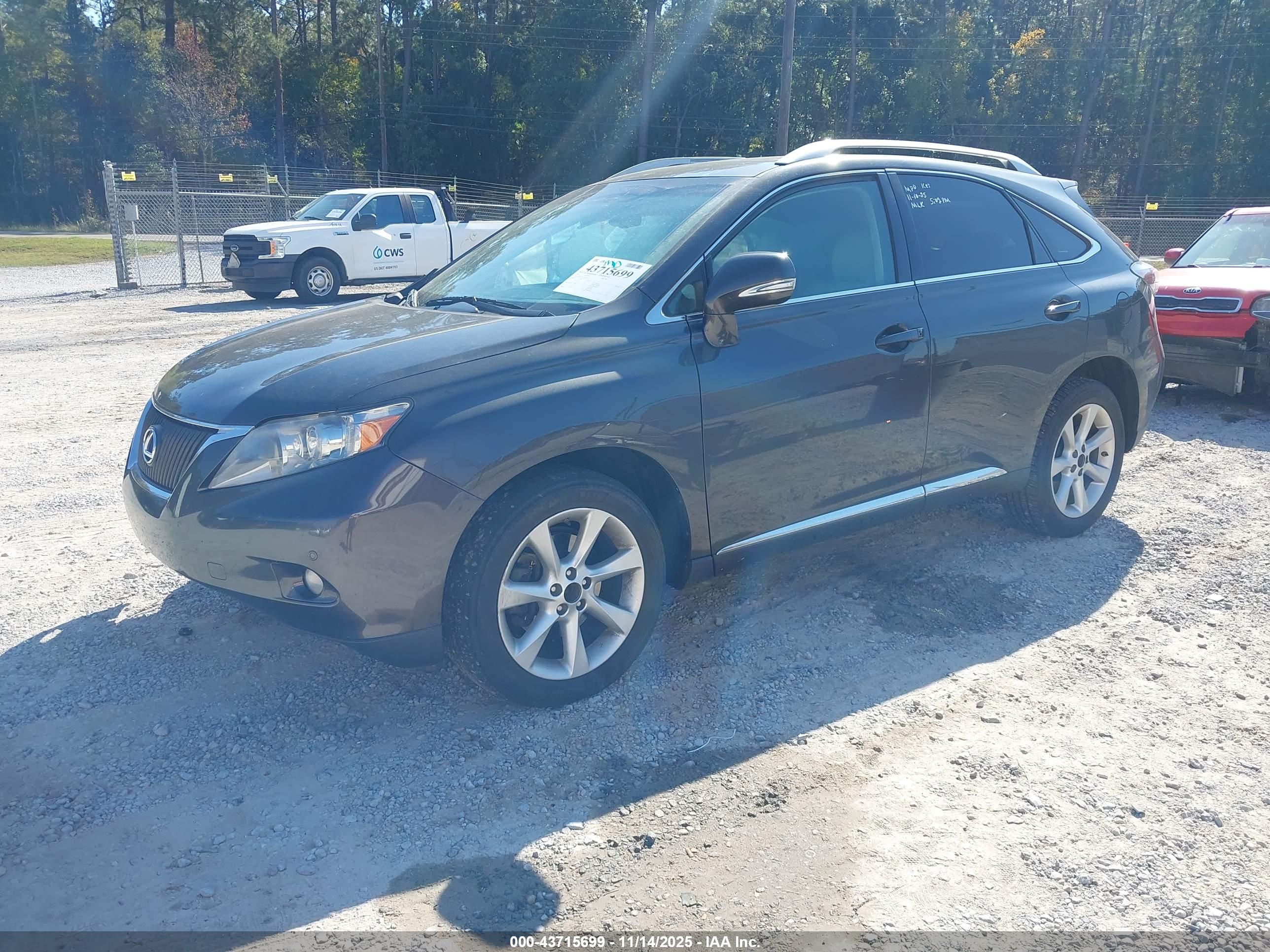 LEXUS RX image 2