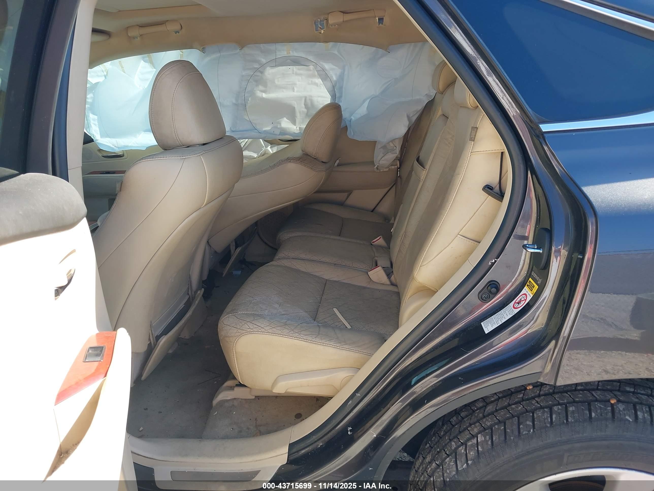 LEXUS RX image 8