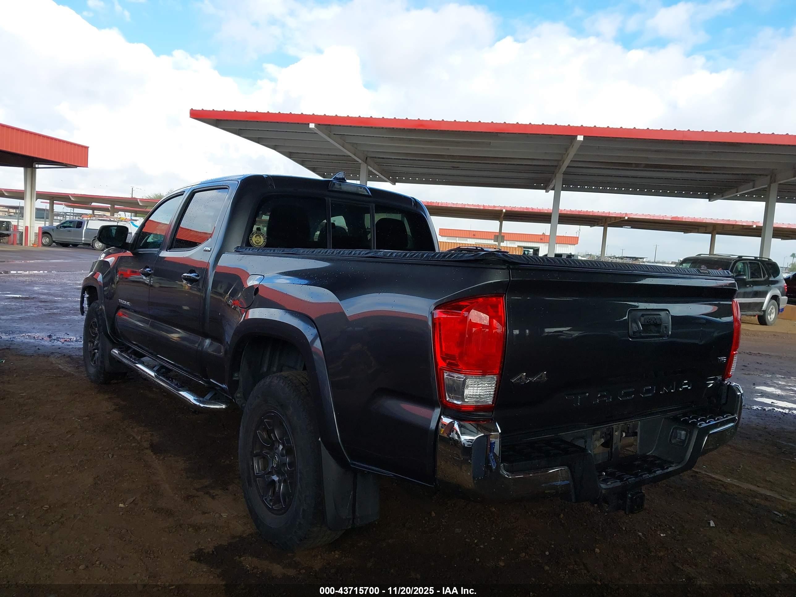 TOYOTA TACOMA image 3
