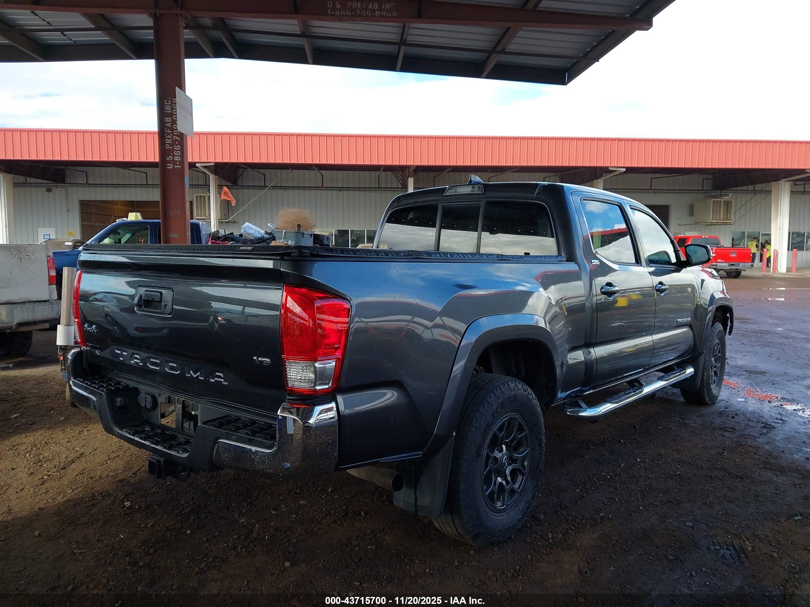 TOYOTA TACOMA image 4
