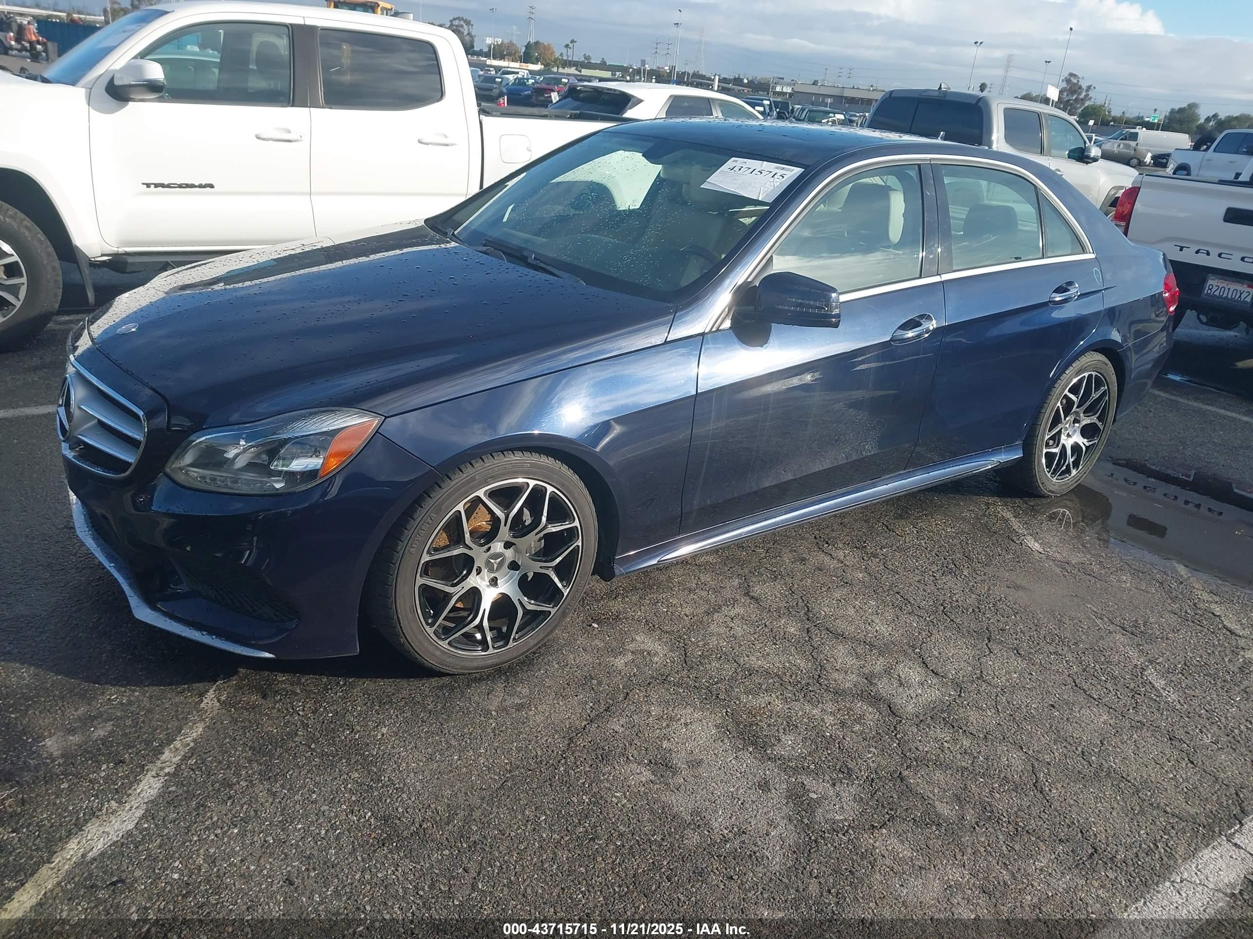MERCEDES-BENZ E image 2