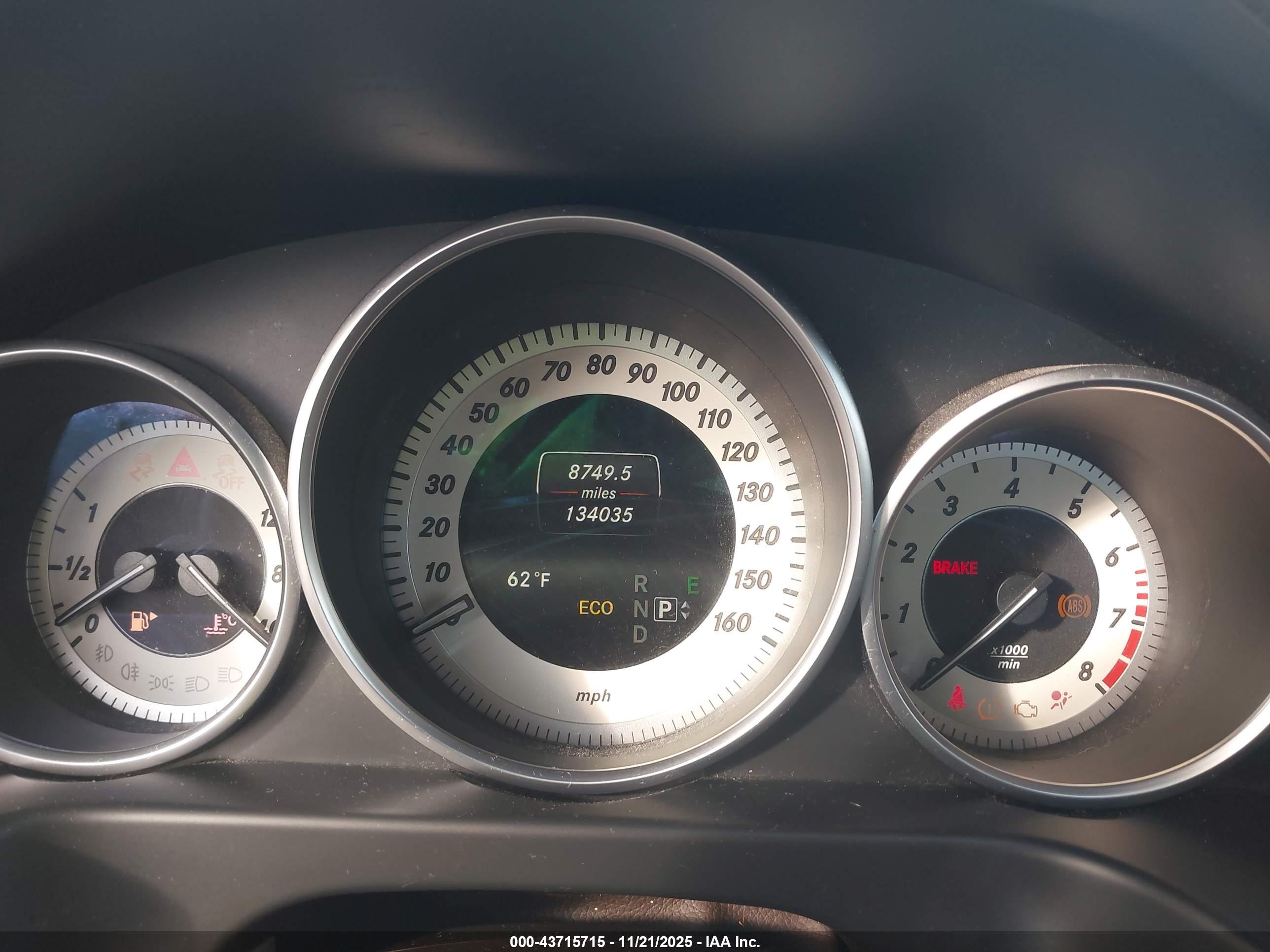 MERCEDES-BENZ E image 7