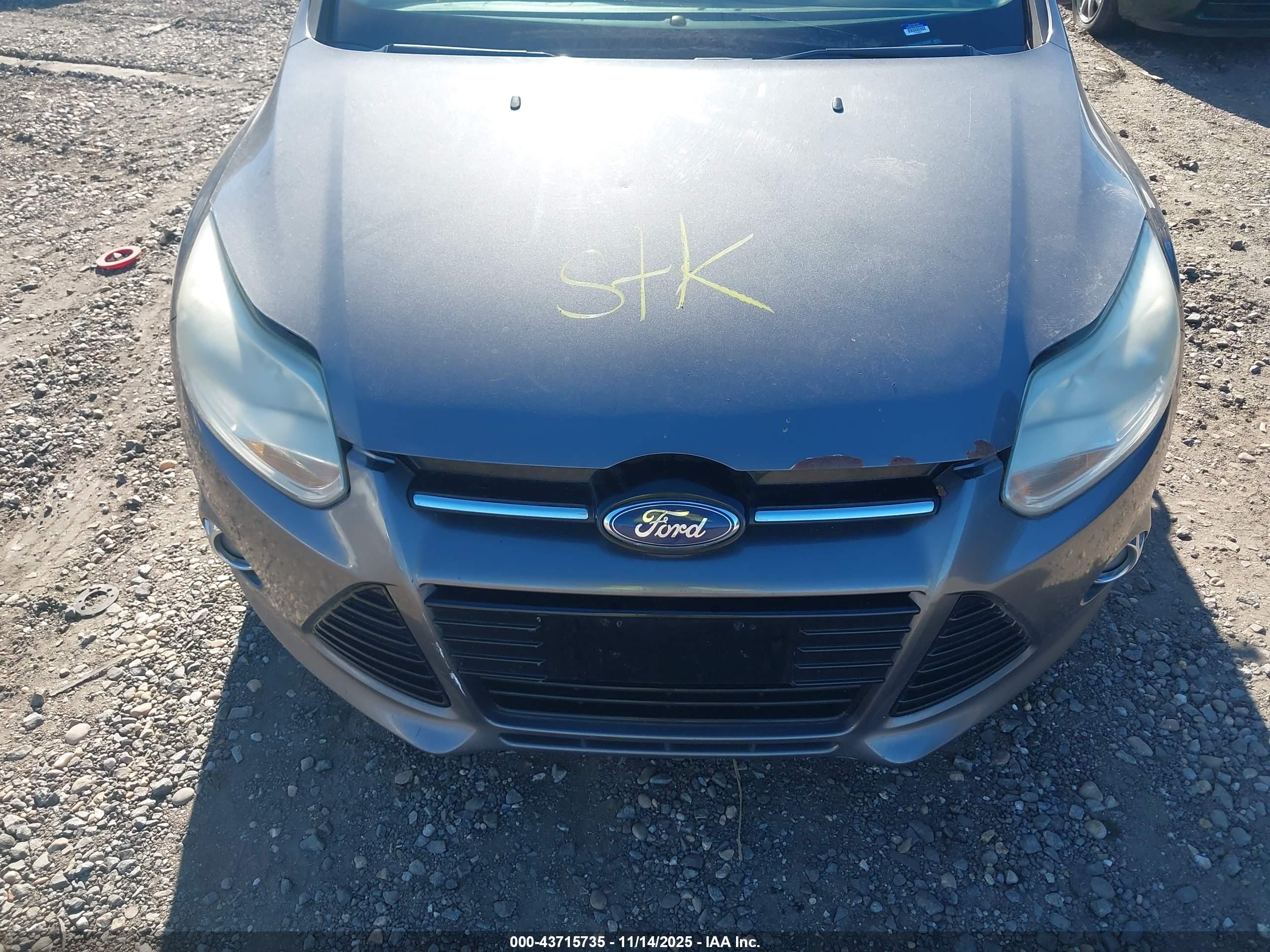 FORD FOCUS image 10