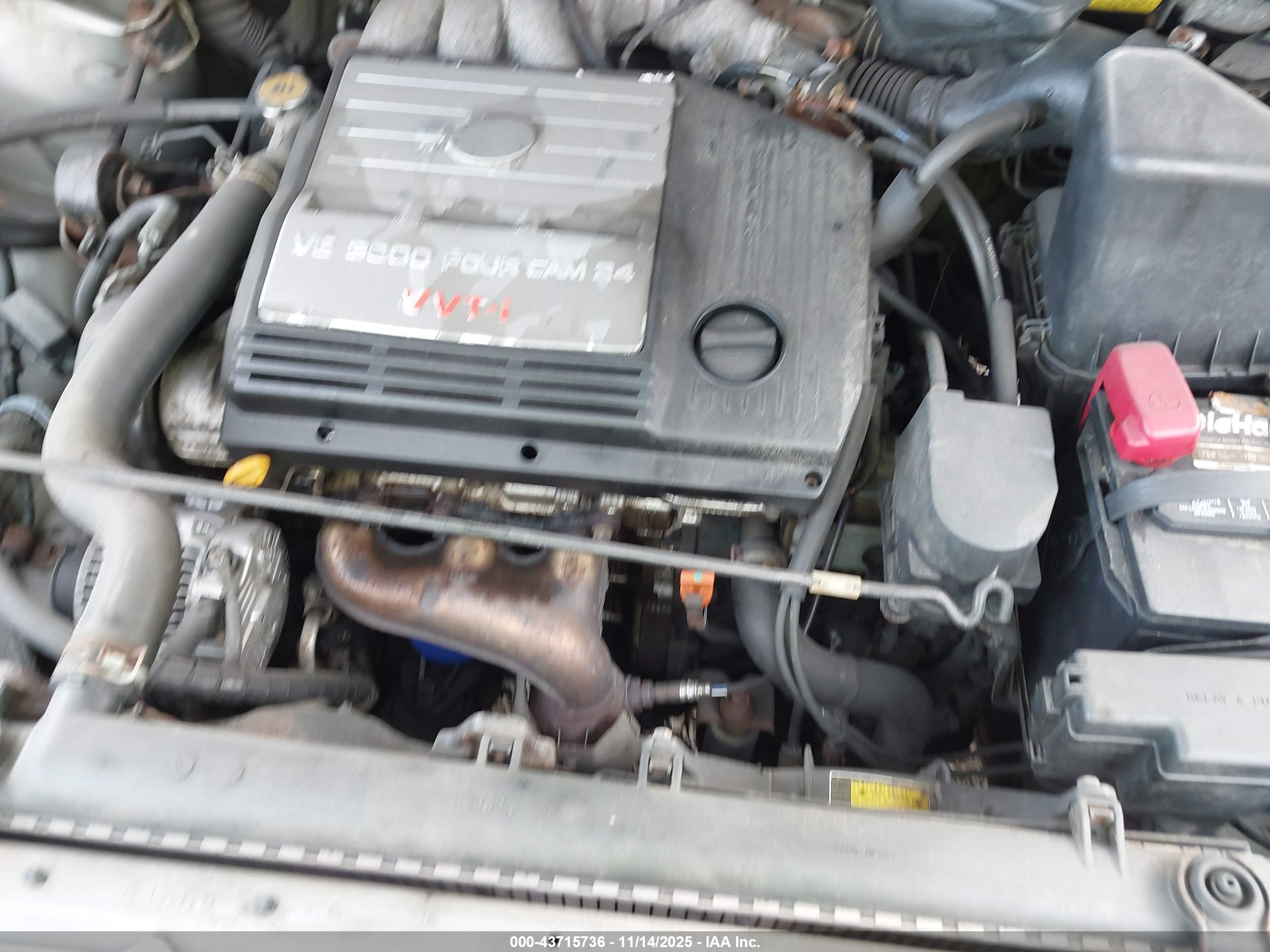 TOYOTA SIENNA image 10