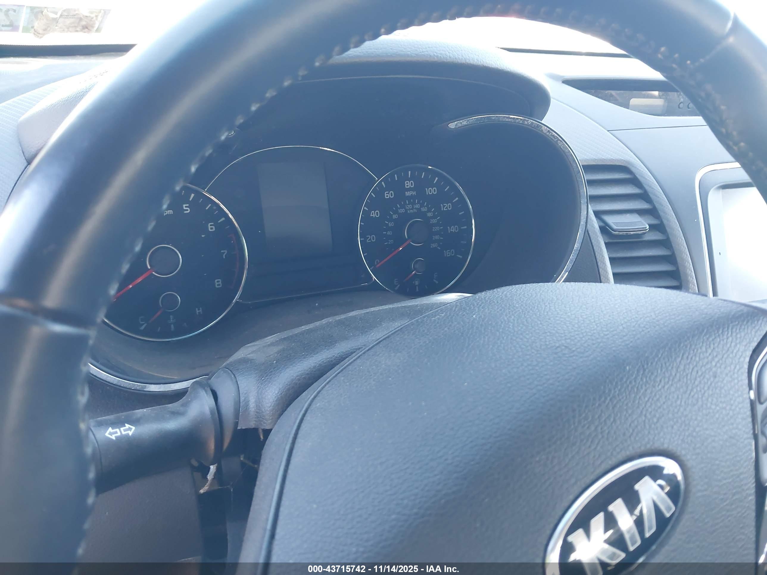 KIA FORTE image 7
