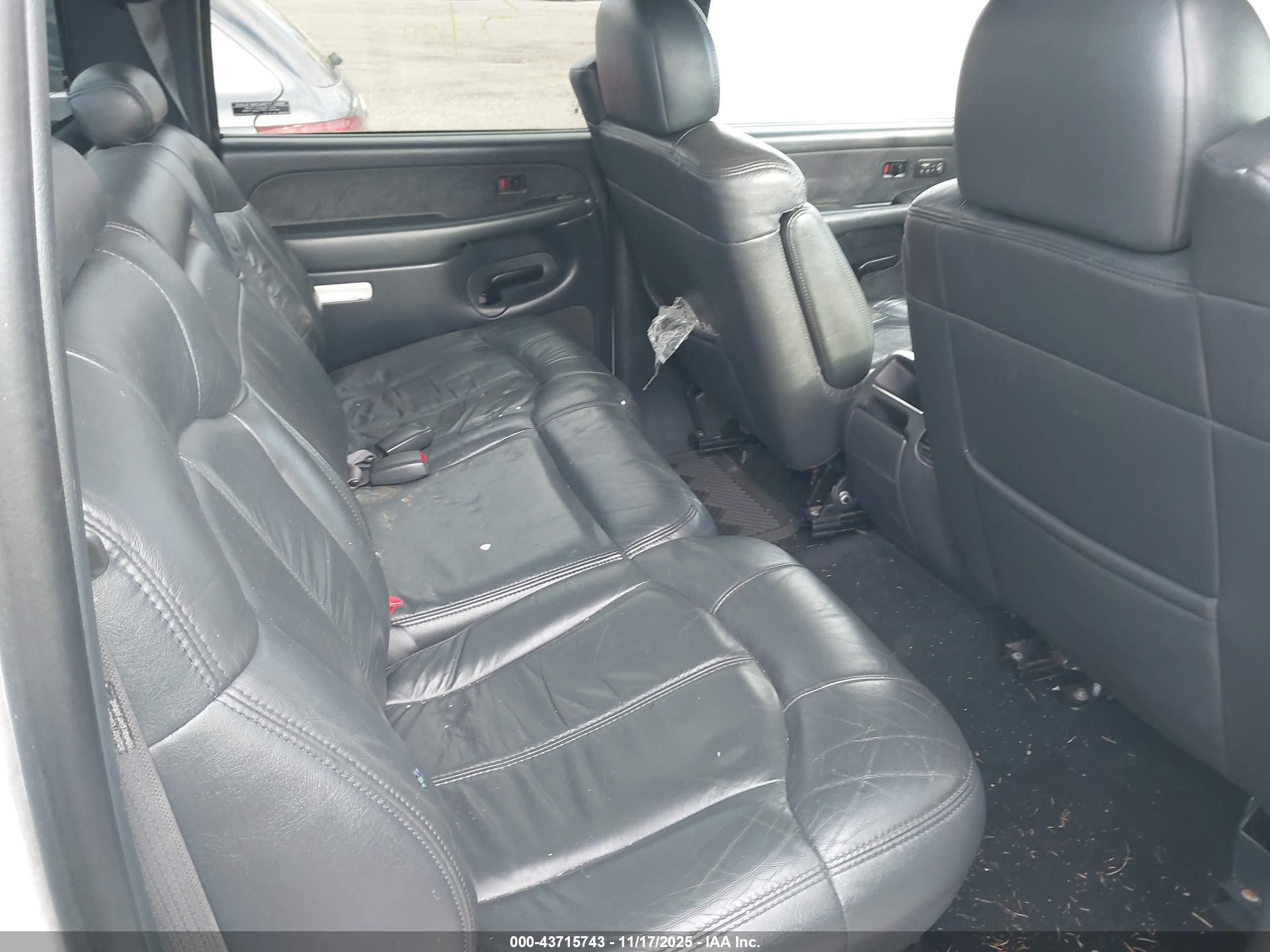 GMC SIERRA image 8