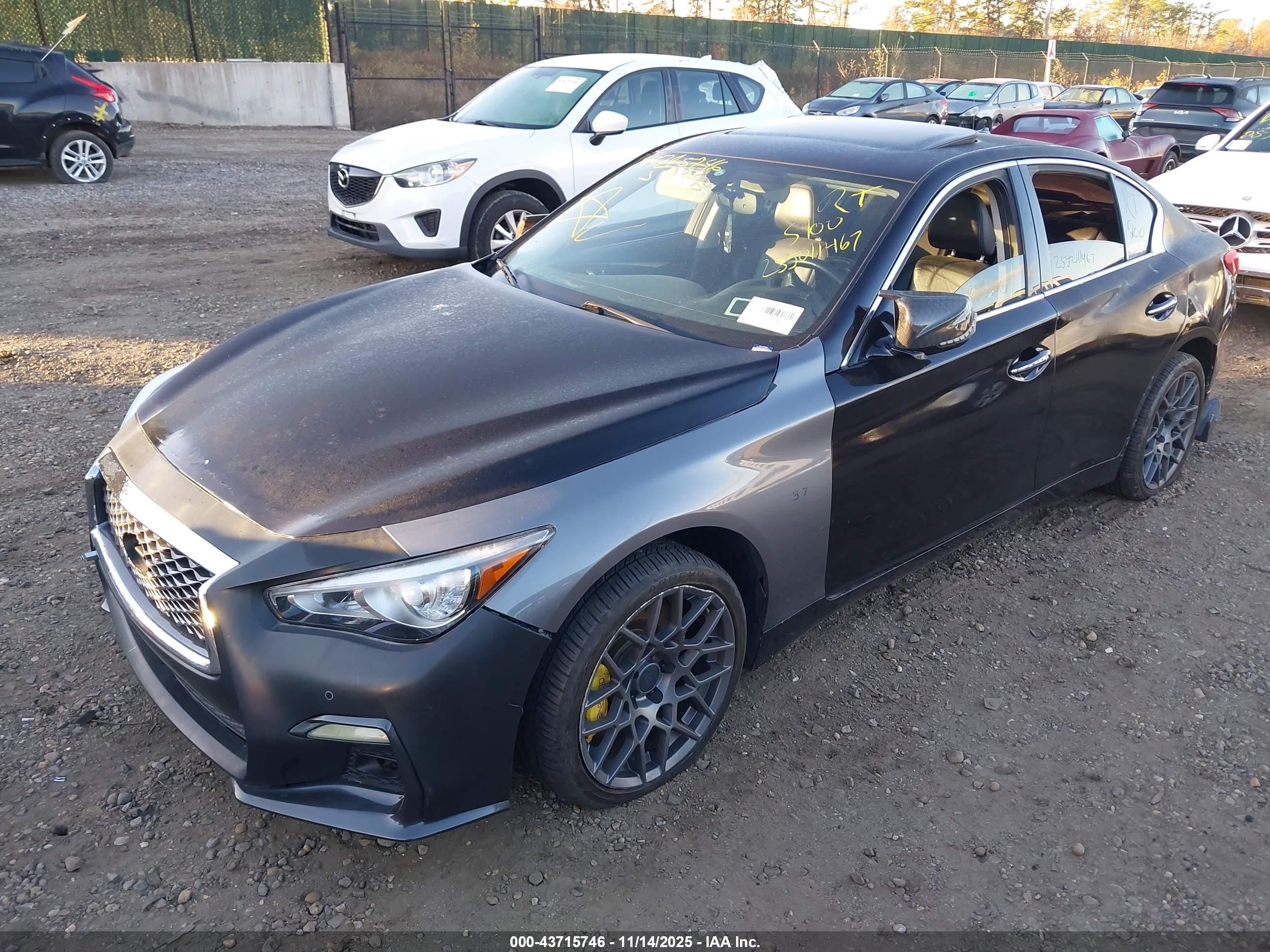 INFINITI Q50 image 2