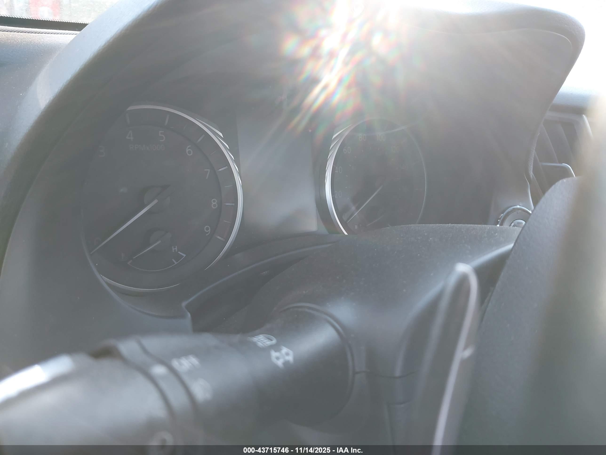 INFINITI Q50 image 7