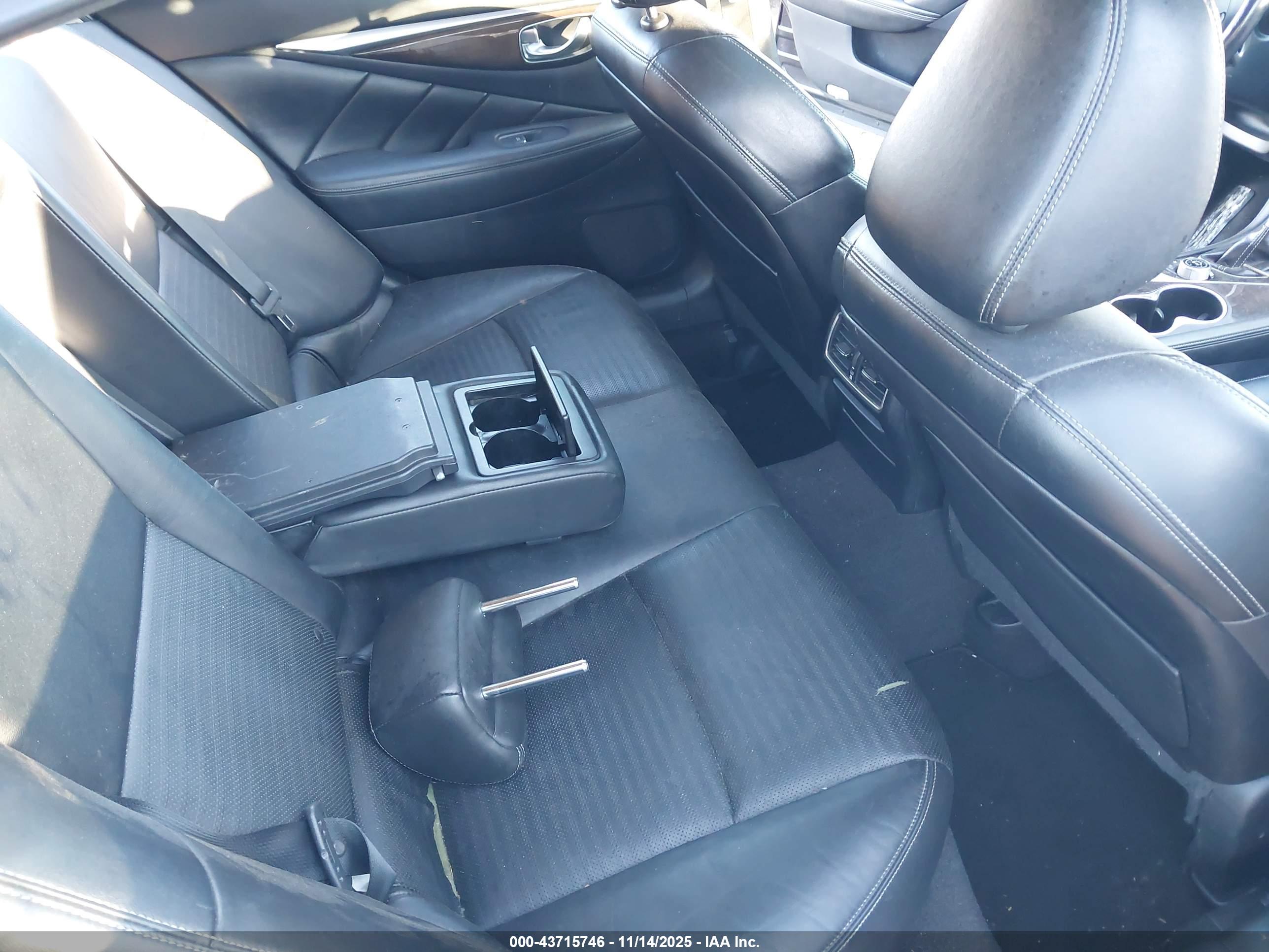 INFINITI Q50 image 8