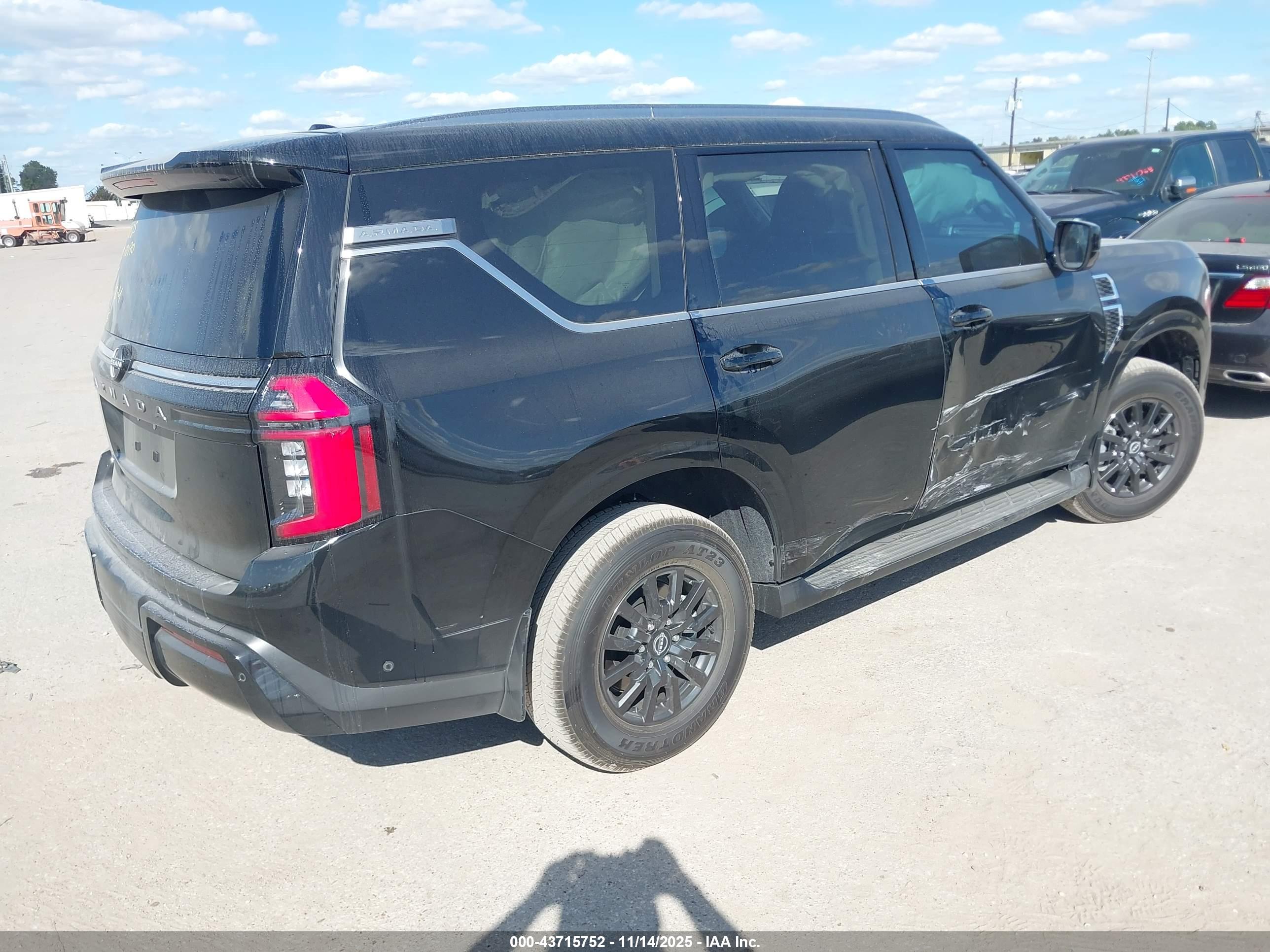 NISSAN ARMADA image 4