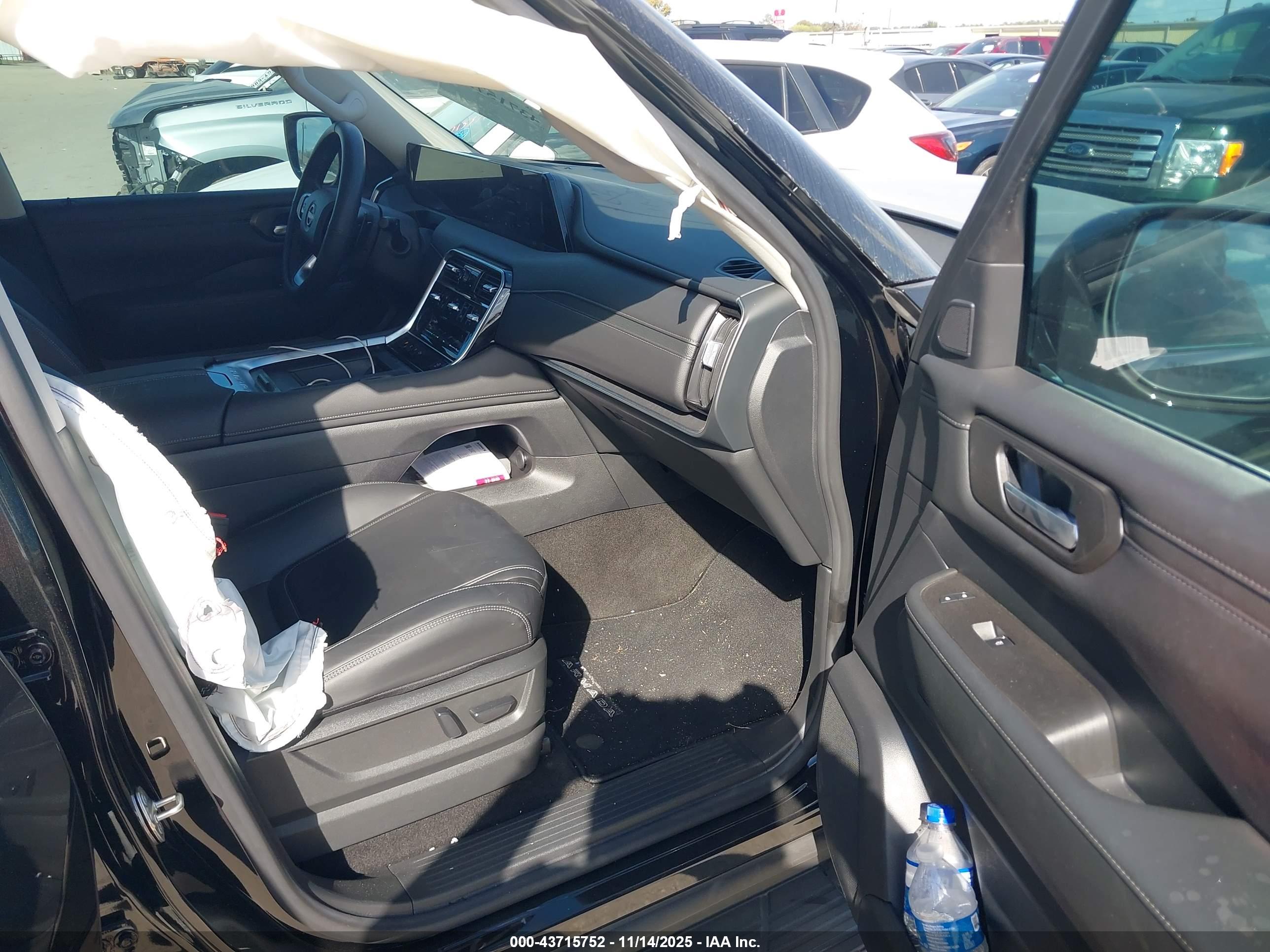 NISSAN ARMADA image 5