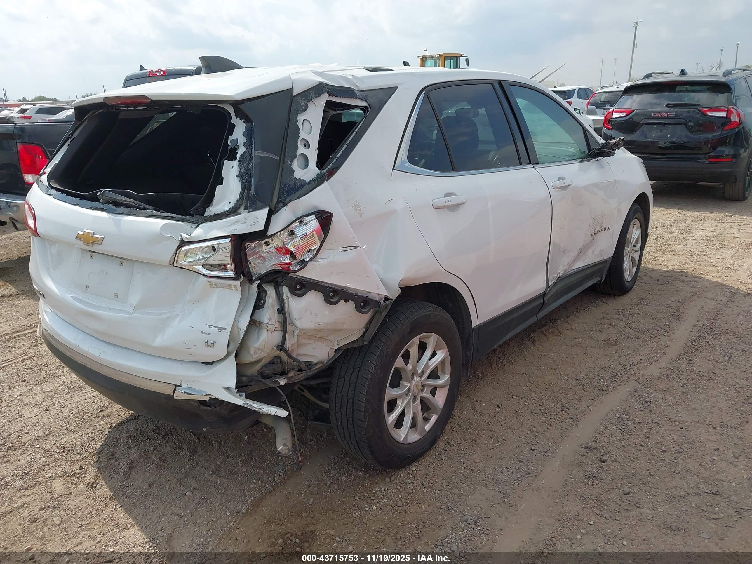 CHEVROLET EQUINOX image 4