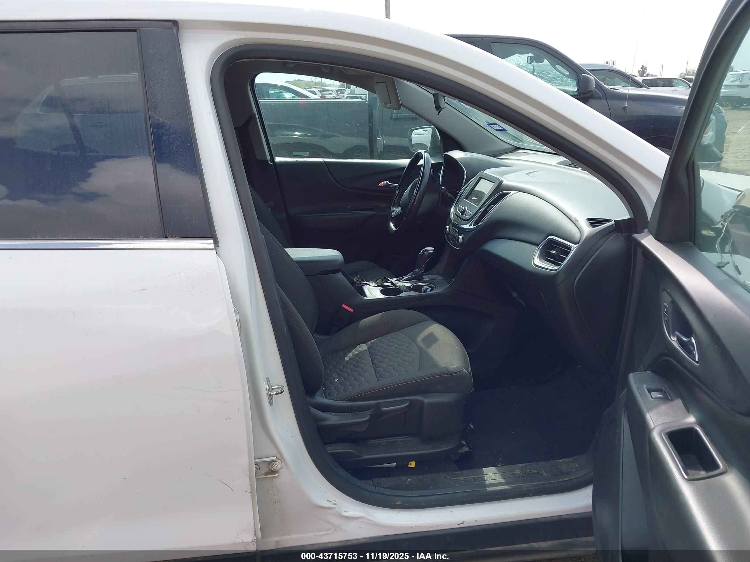 CHEVROLET EQUINOX image 5