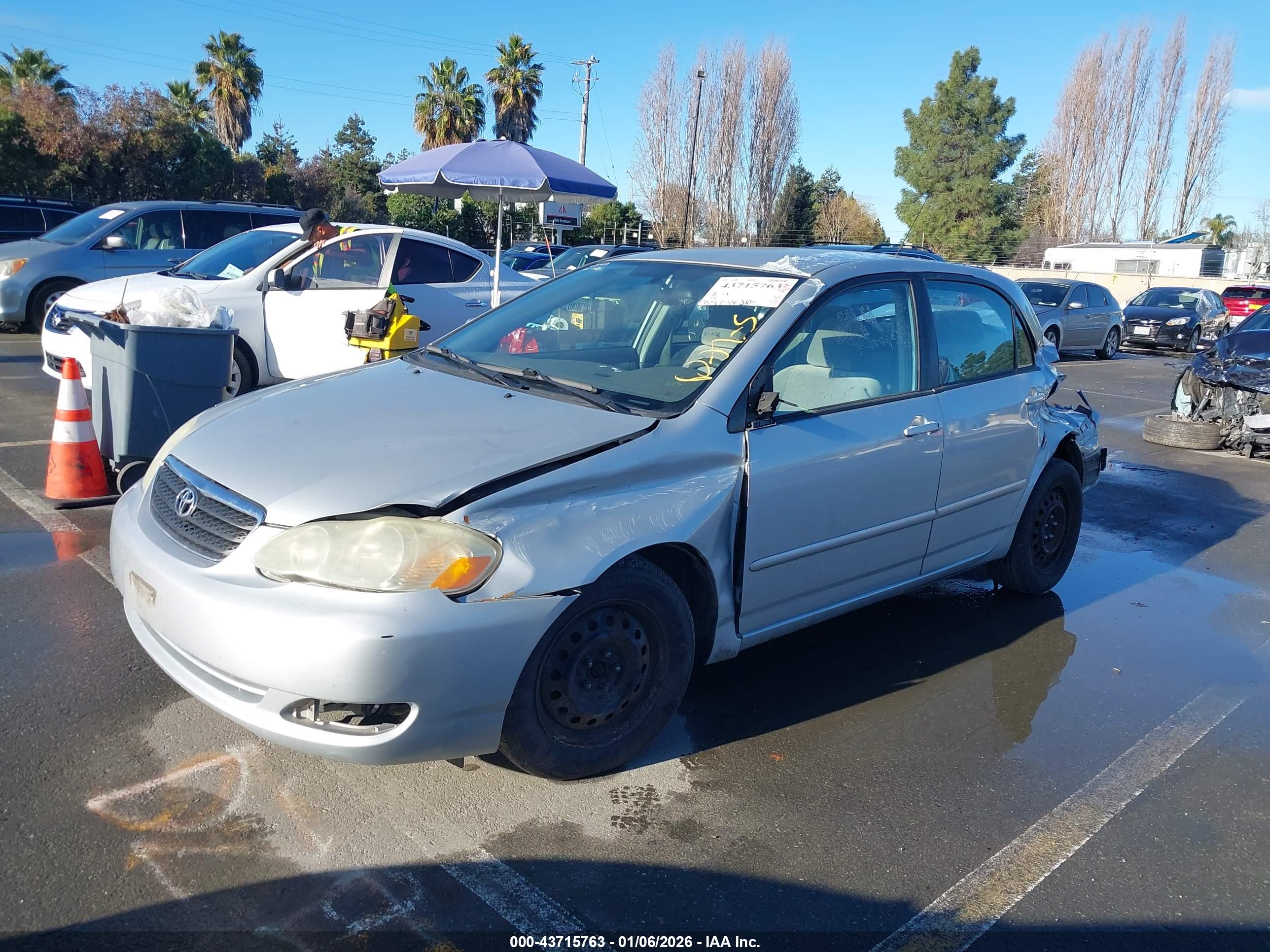 TOYOTA COROLLA image 2