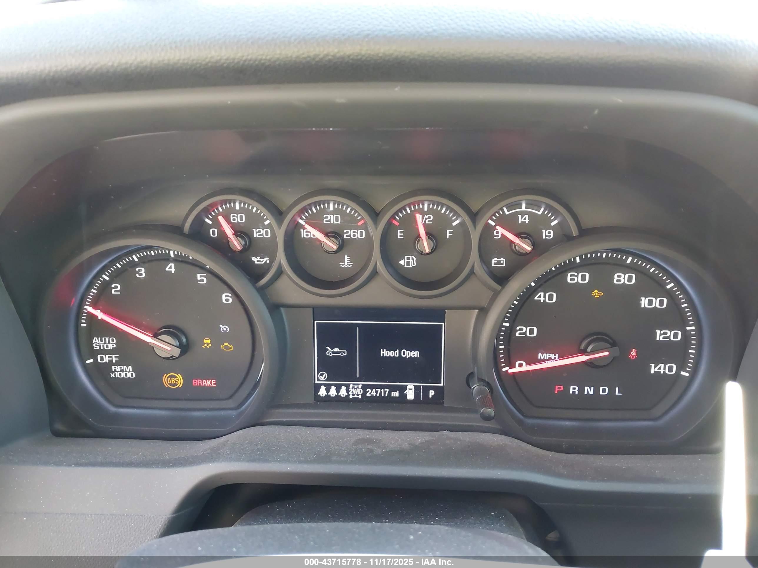 CHEVROLET SILVERADO image 7