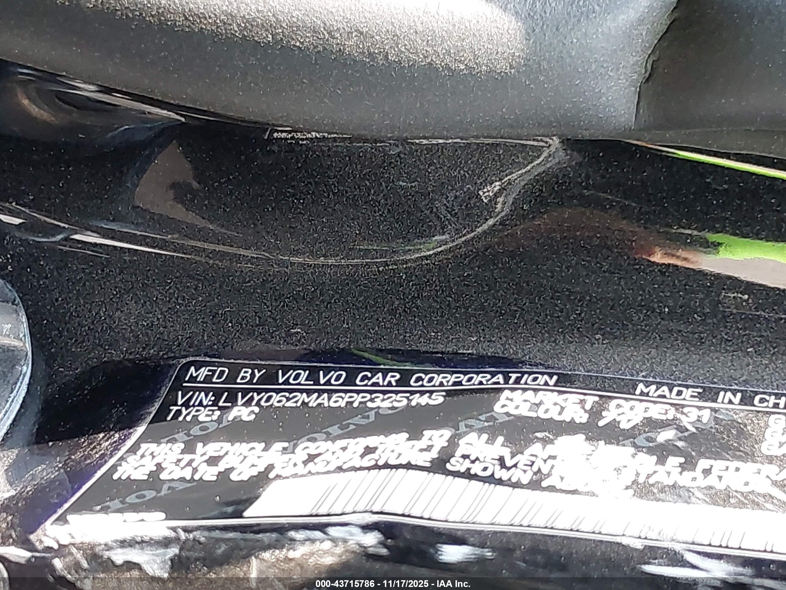 VOLVO S90 image 9