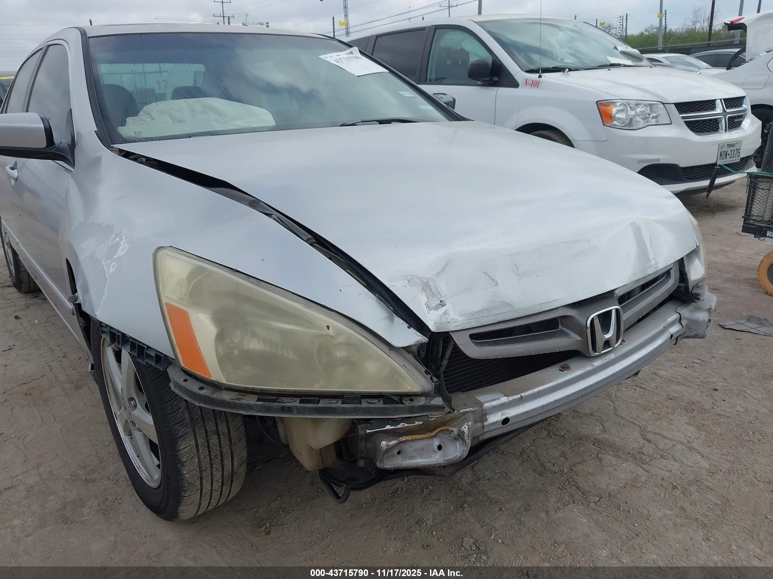 HONDA ACCORD image 6