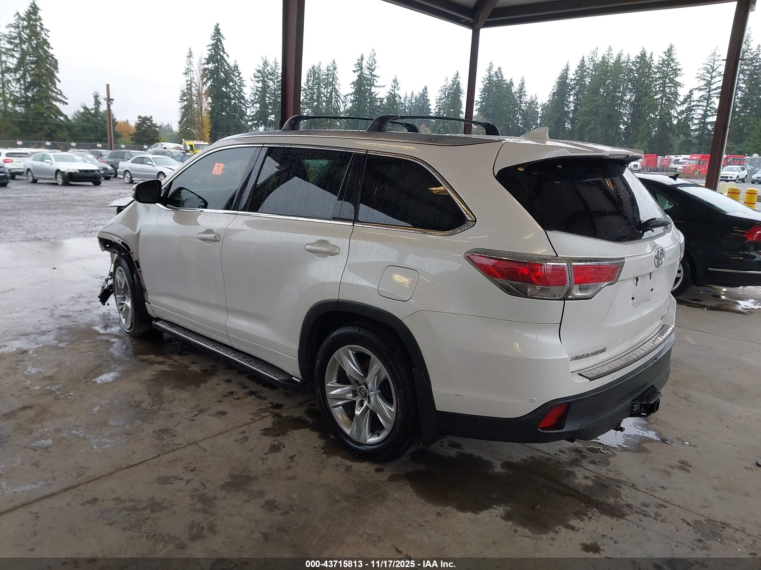 TOYOTA HIGHLANDER image 3