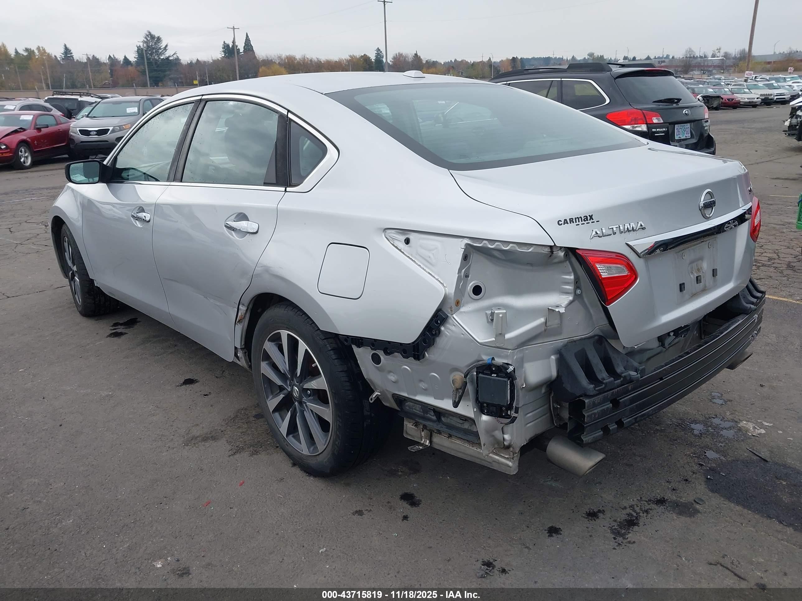 NISSAN ALTIMA image 3