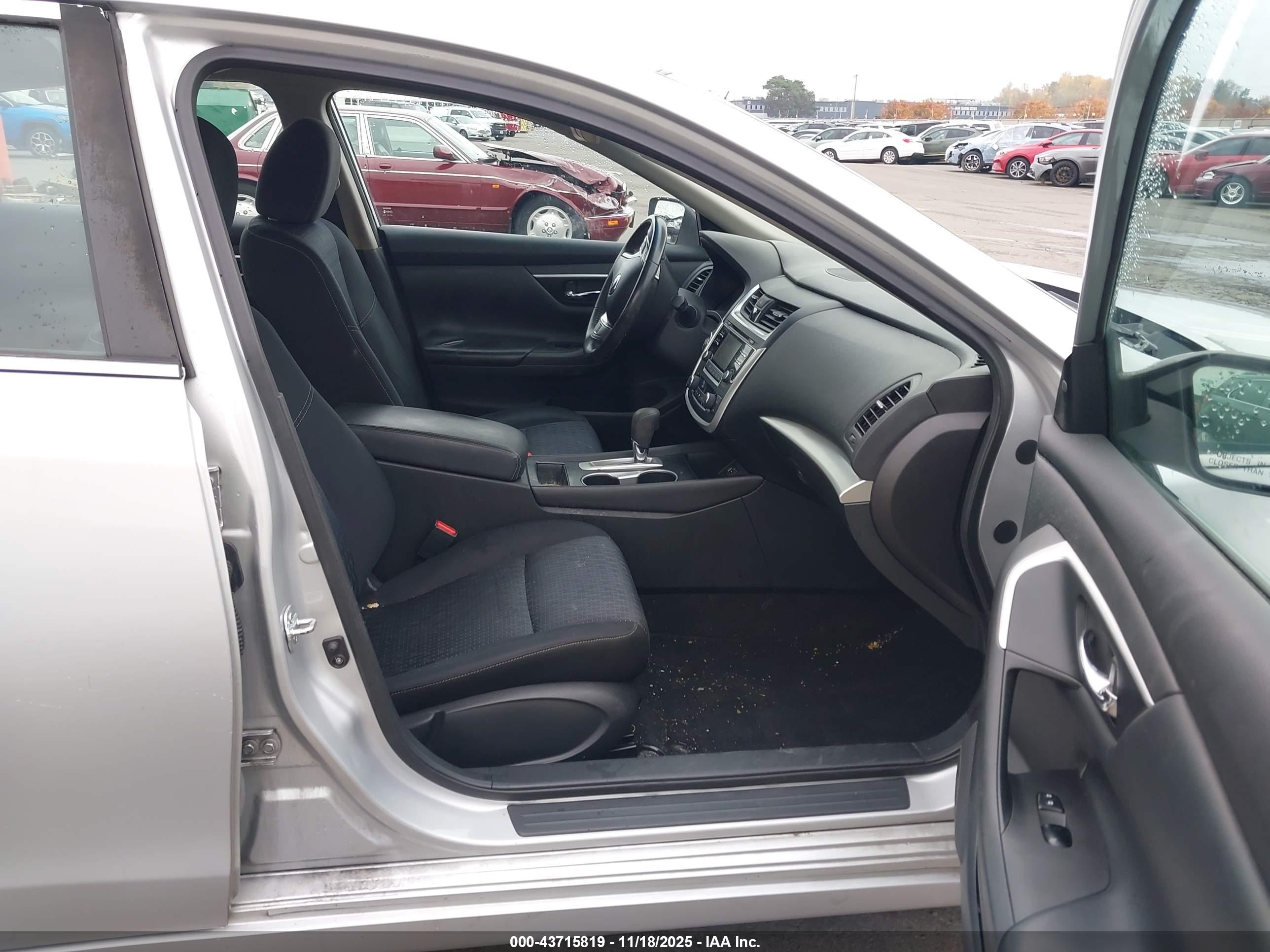NISSAN ALTIMA image 5