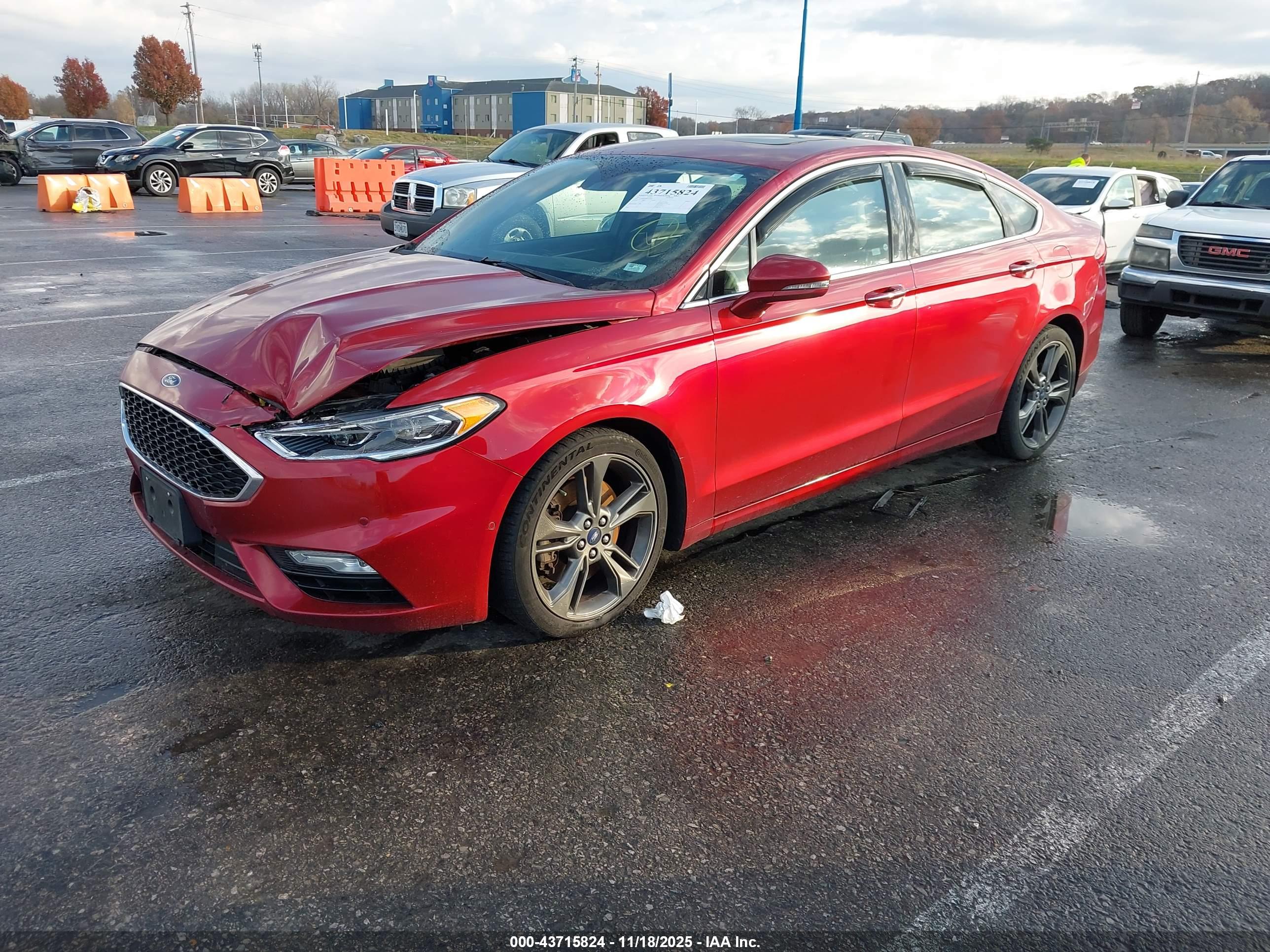 FORD FUSION image 2