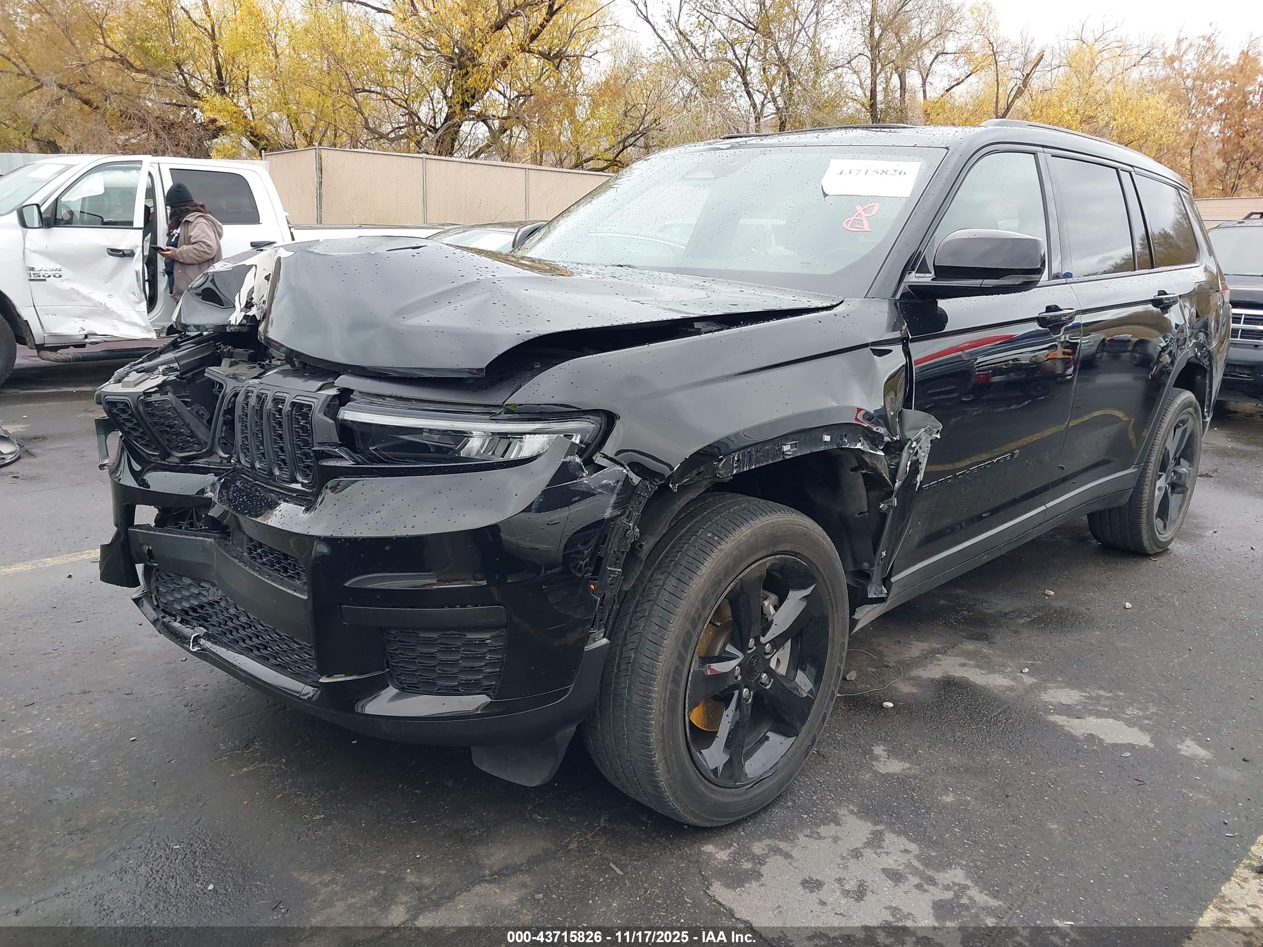 JEEP GRAND image 2