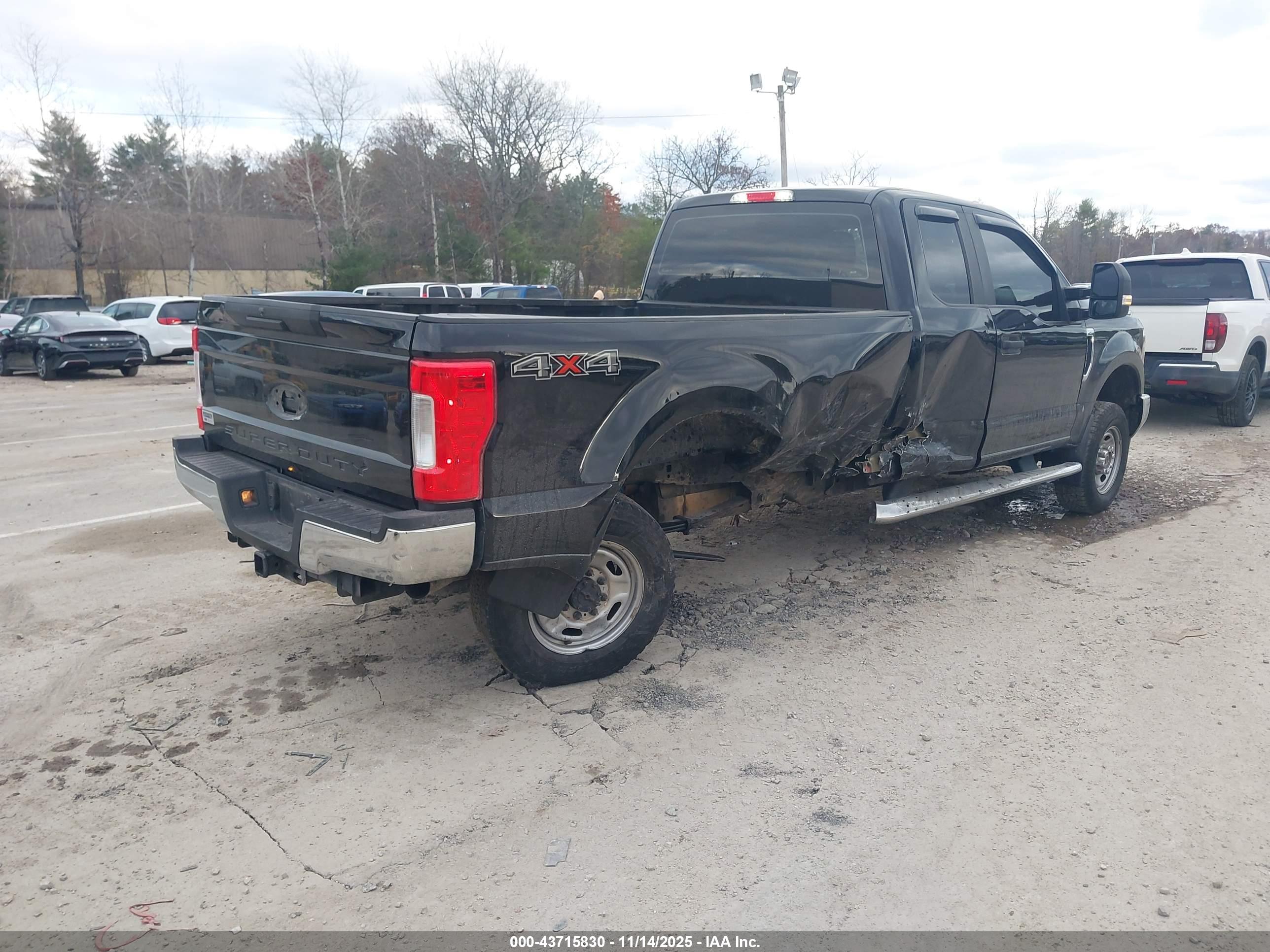 FORD F-250 image 4