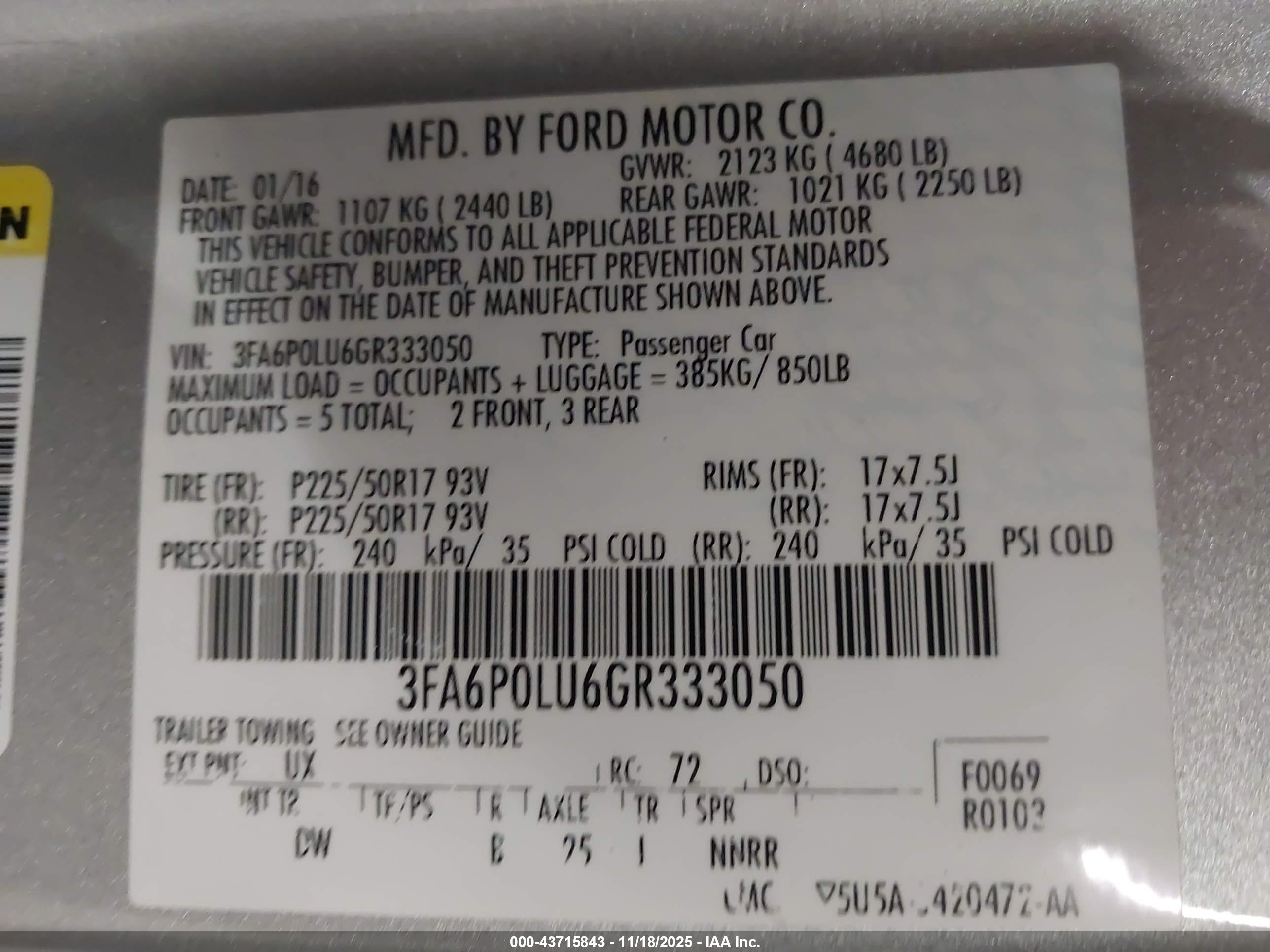 FORD FUSION image 9