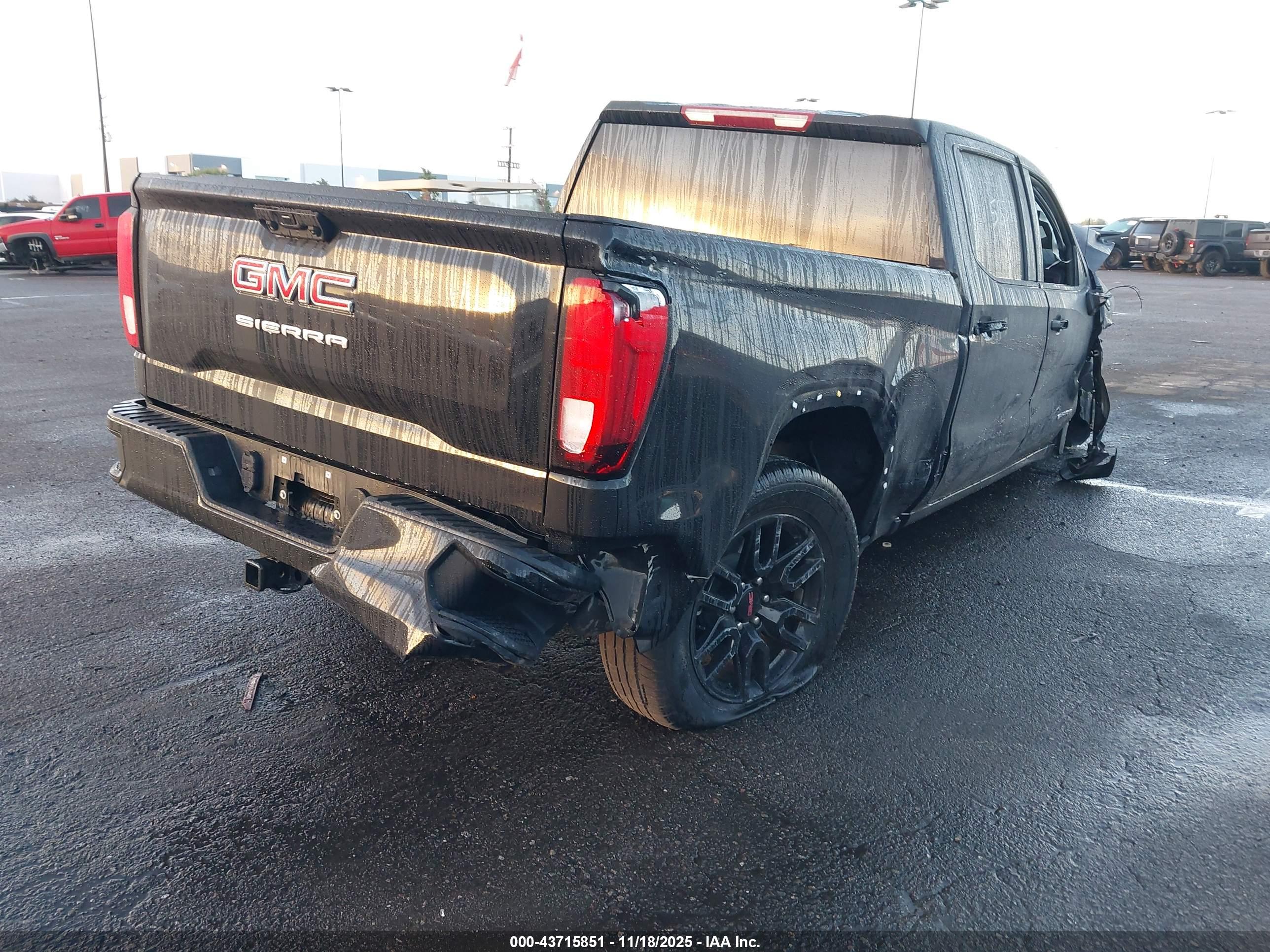 GMC SIERRA image 4