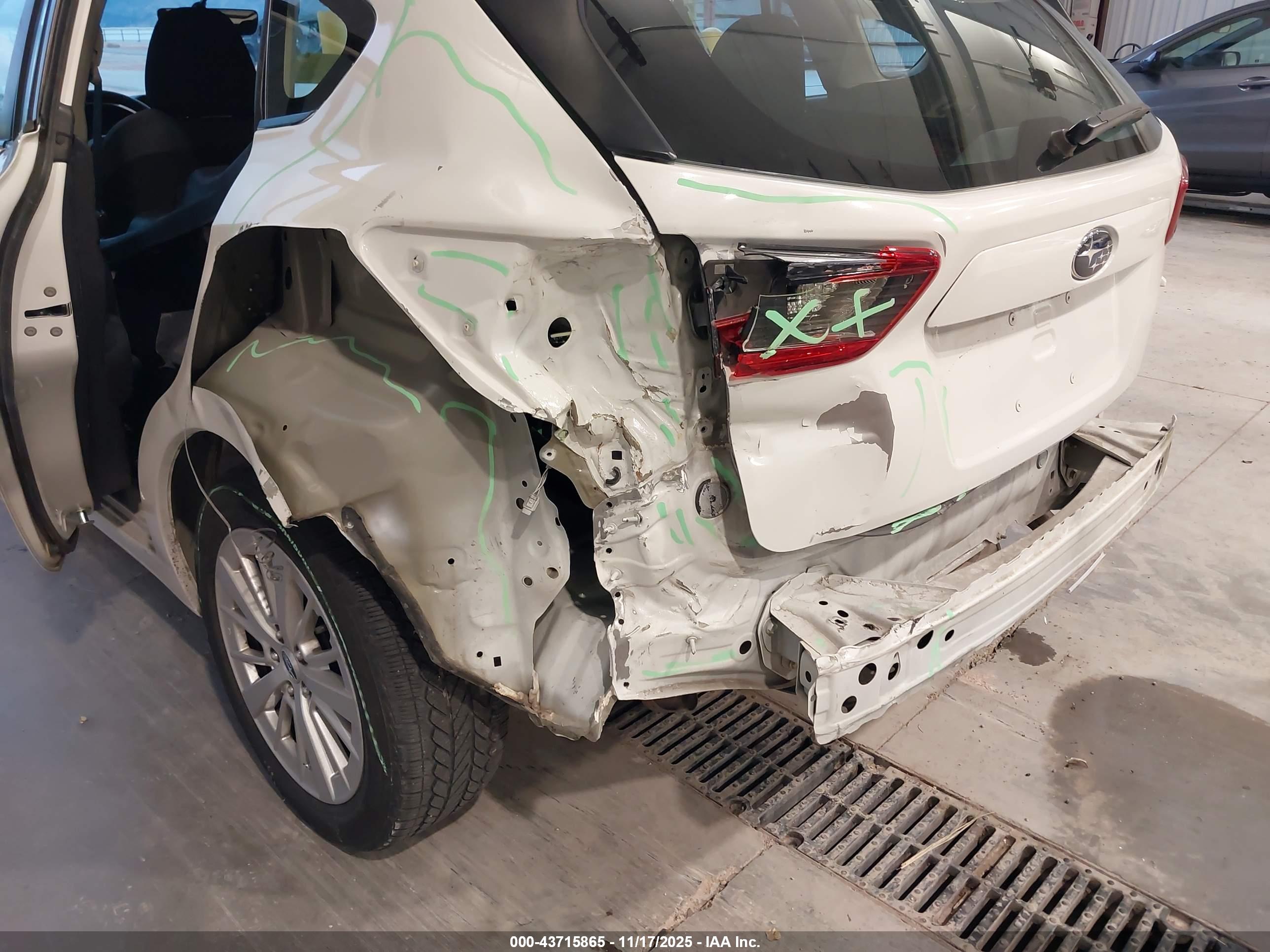 SUBARU IMPREZA image 6