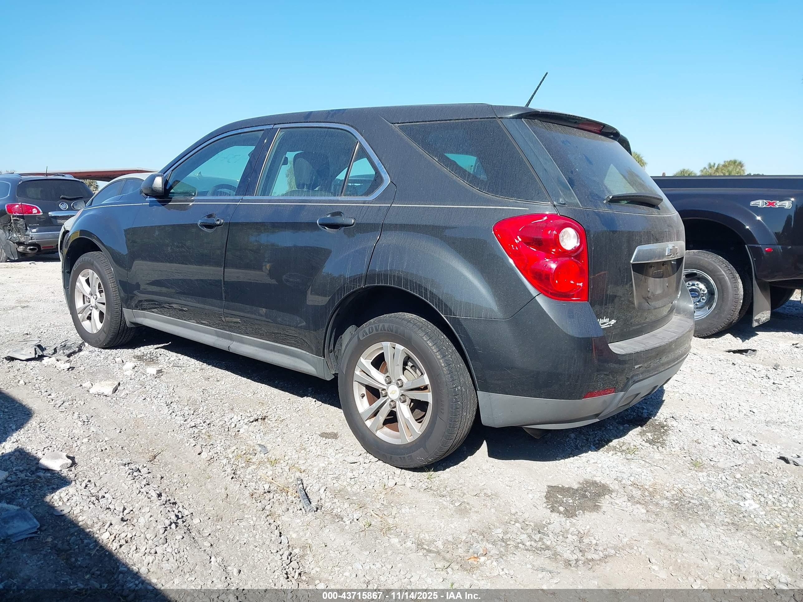 CHEVROLET EQUINOX image 3