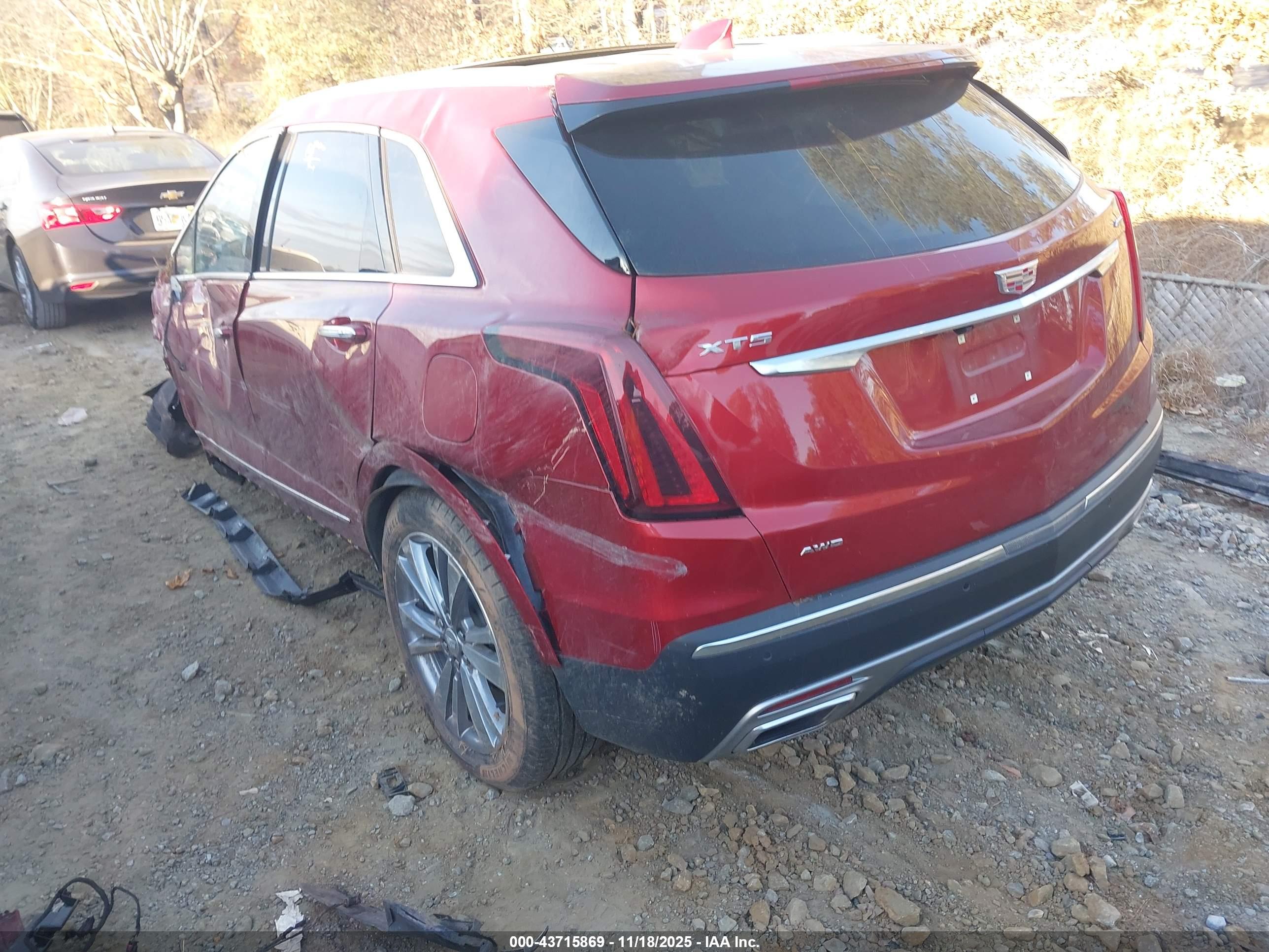 CADILLAC XT5 image 3