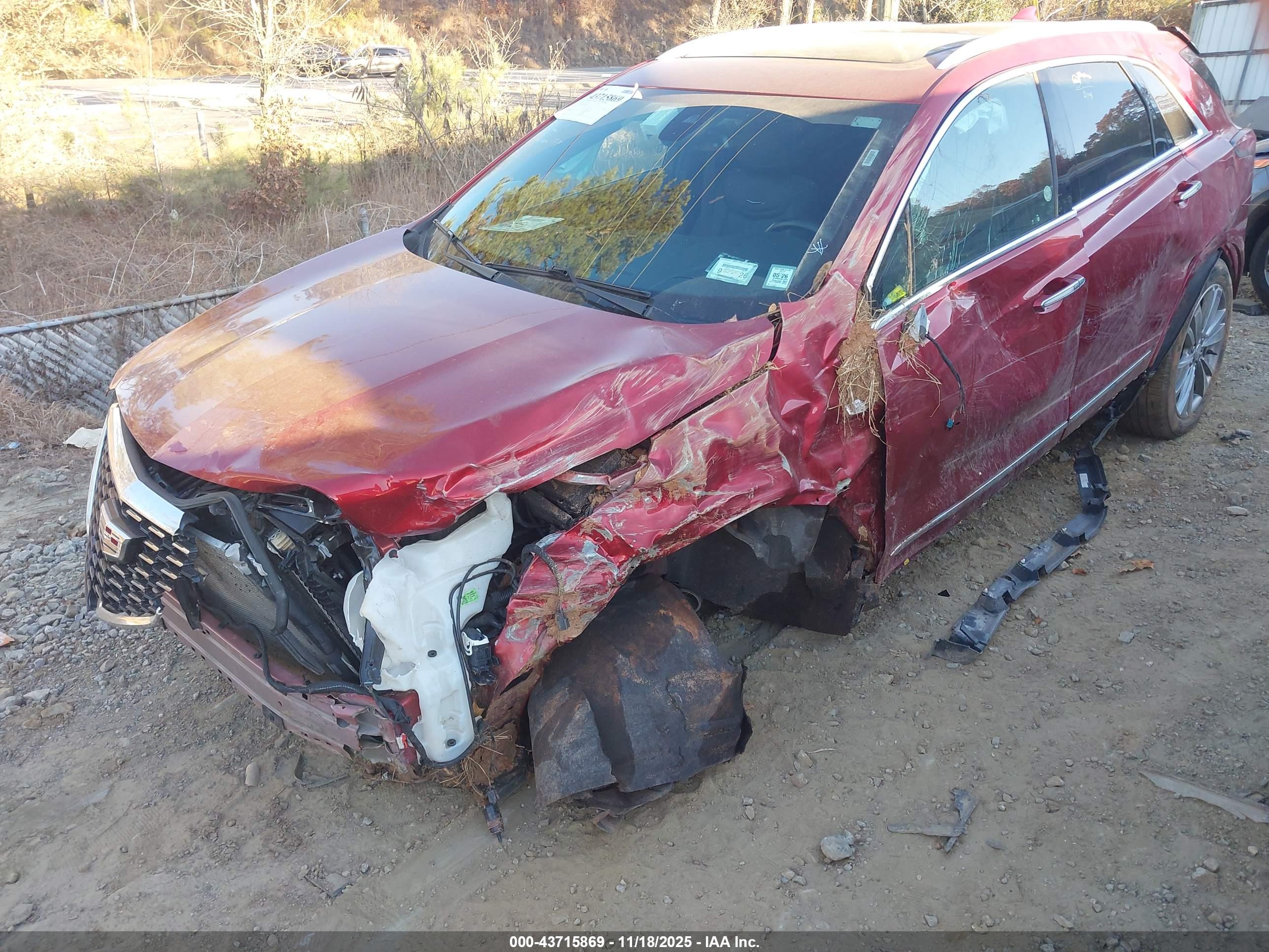 CADILLAC XT5 image 6
