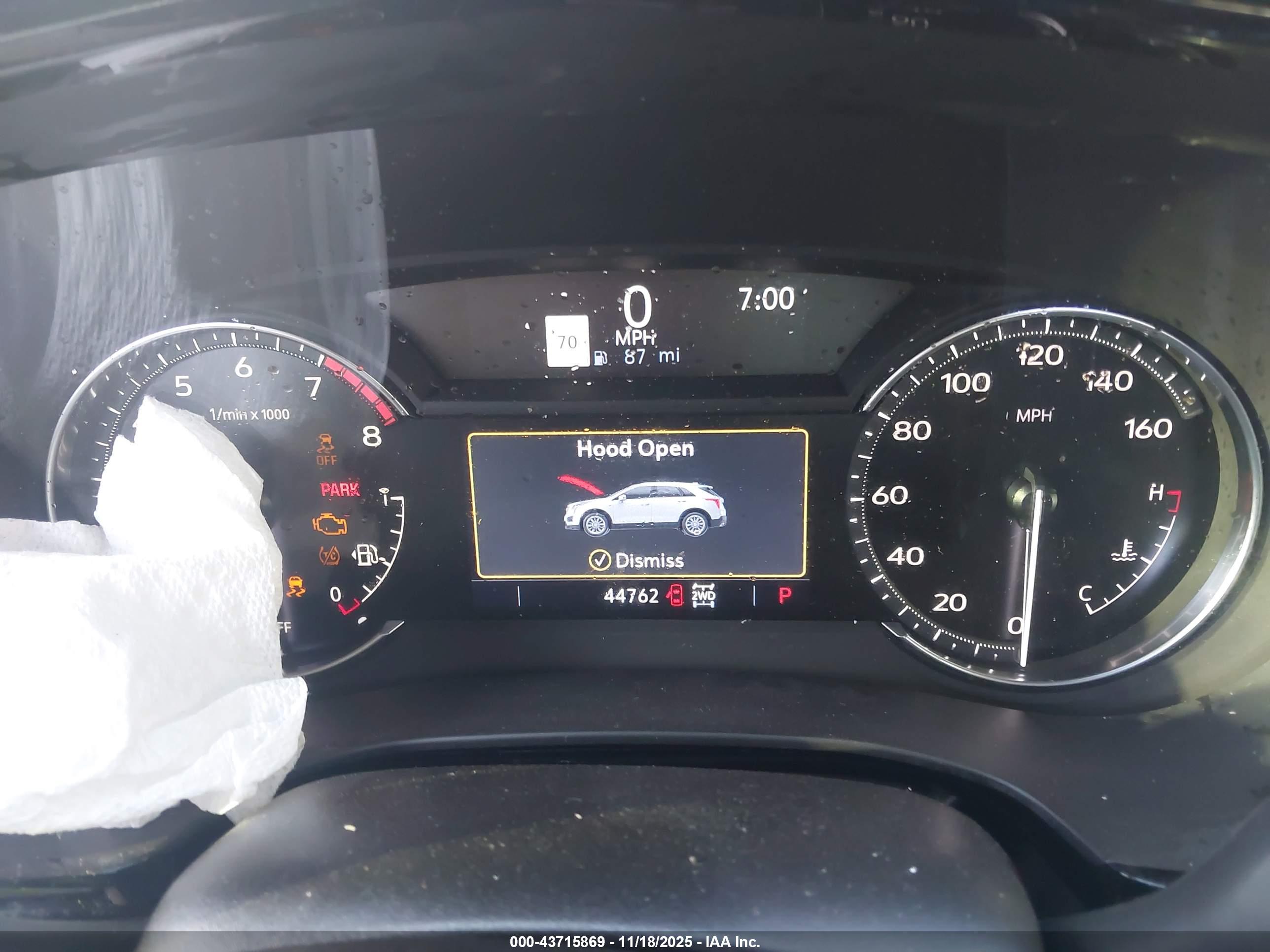 CADILLAC XT5 image 7