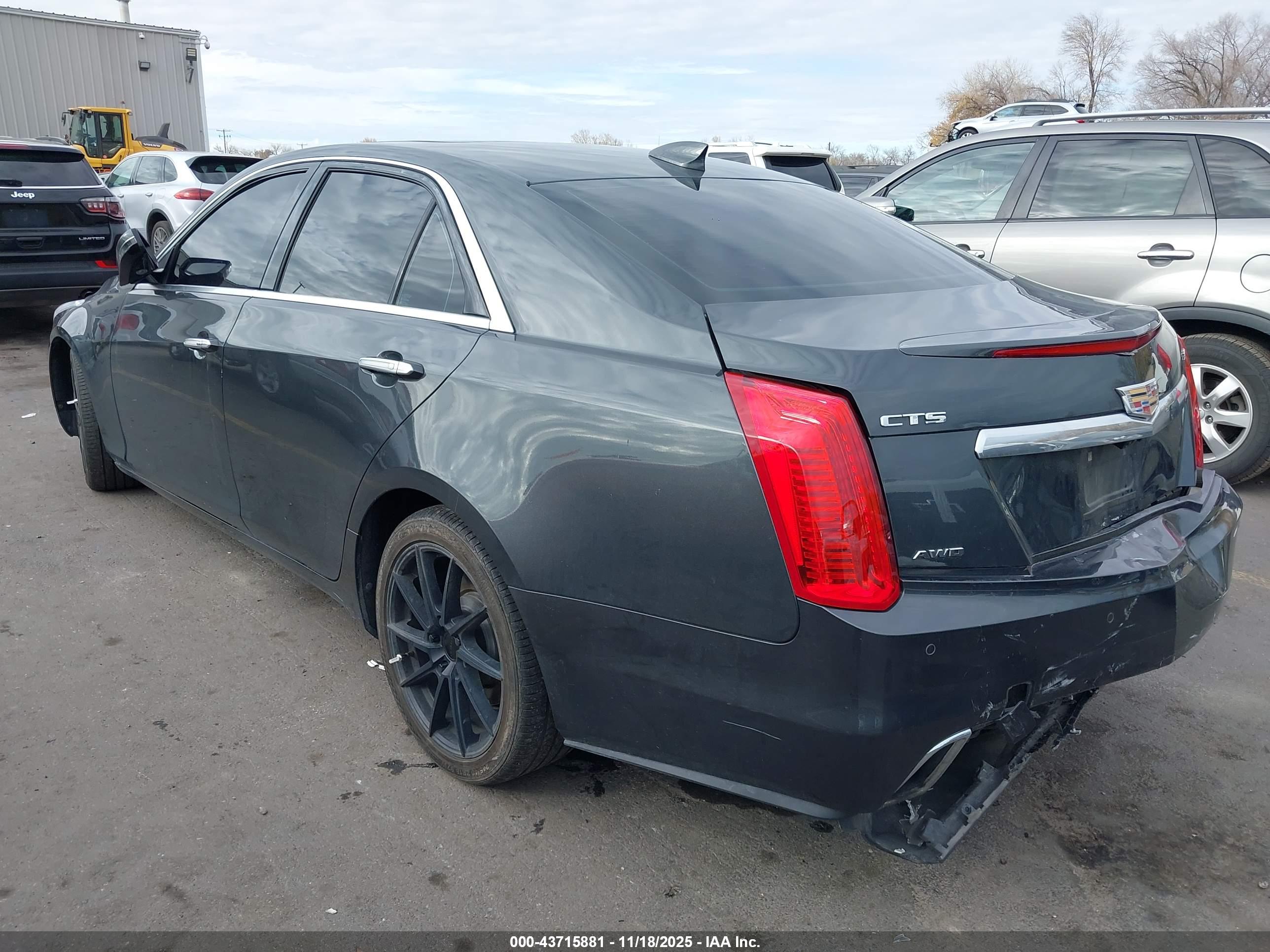 CADILLAC CTS image 3