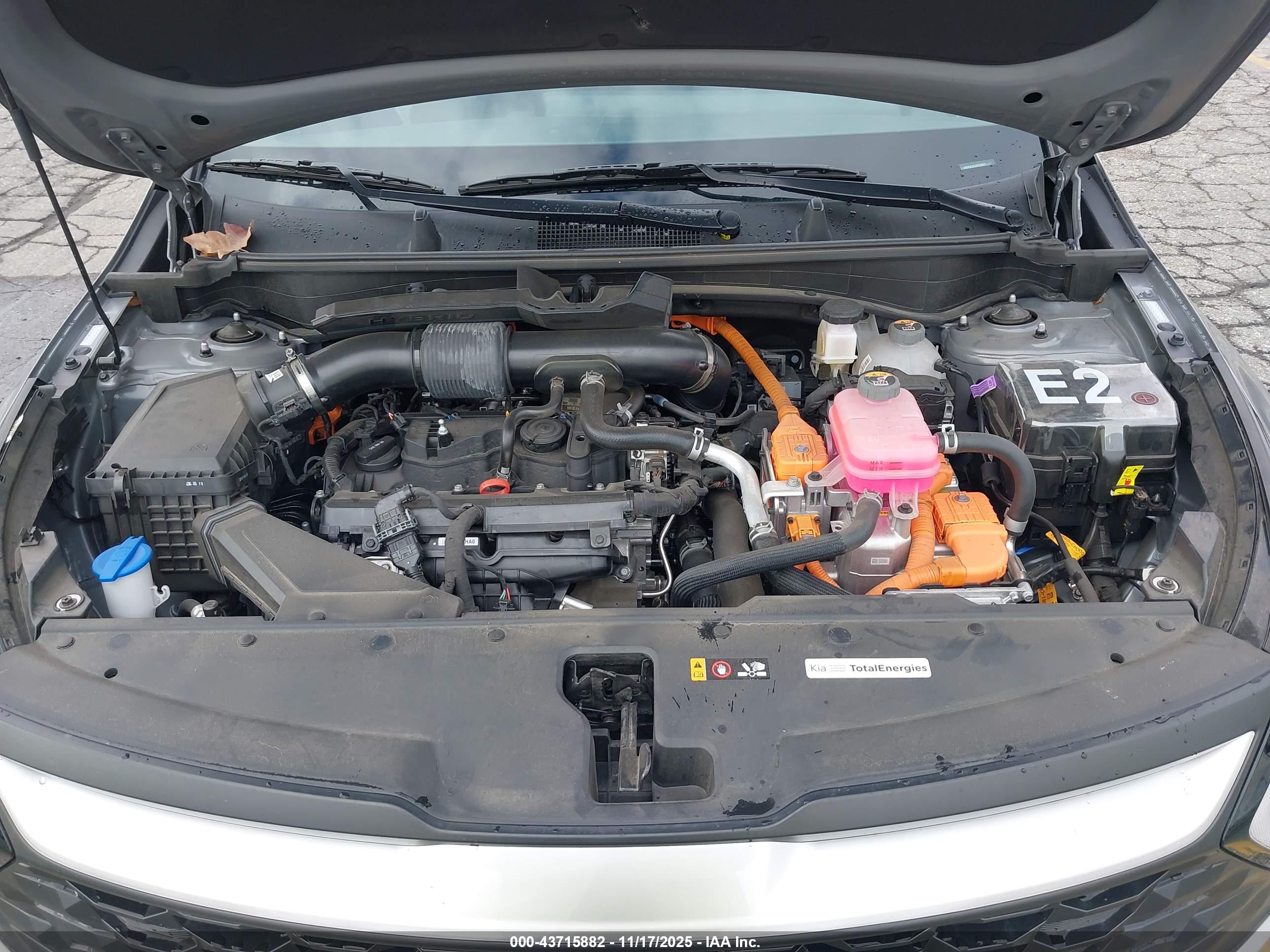 KIA SPORTAGE image 10
