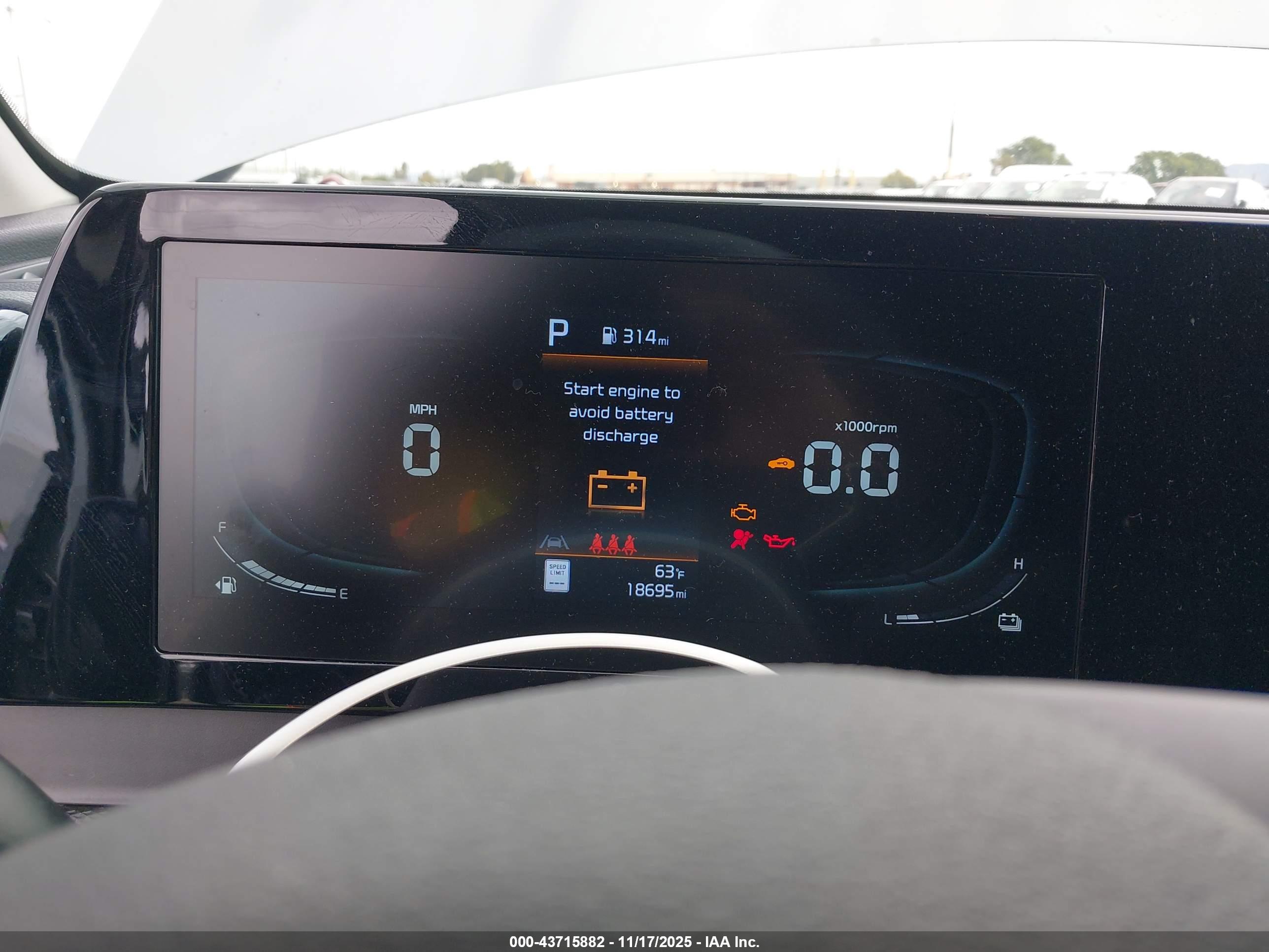 KIA SPORTAGE image 7