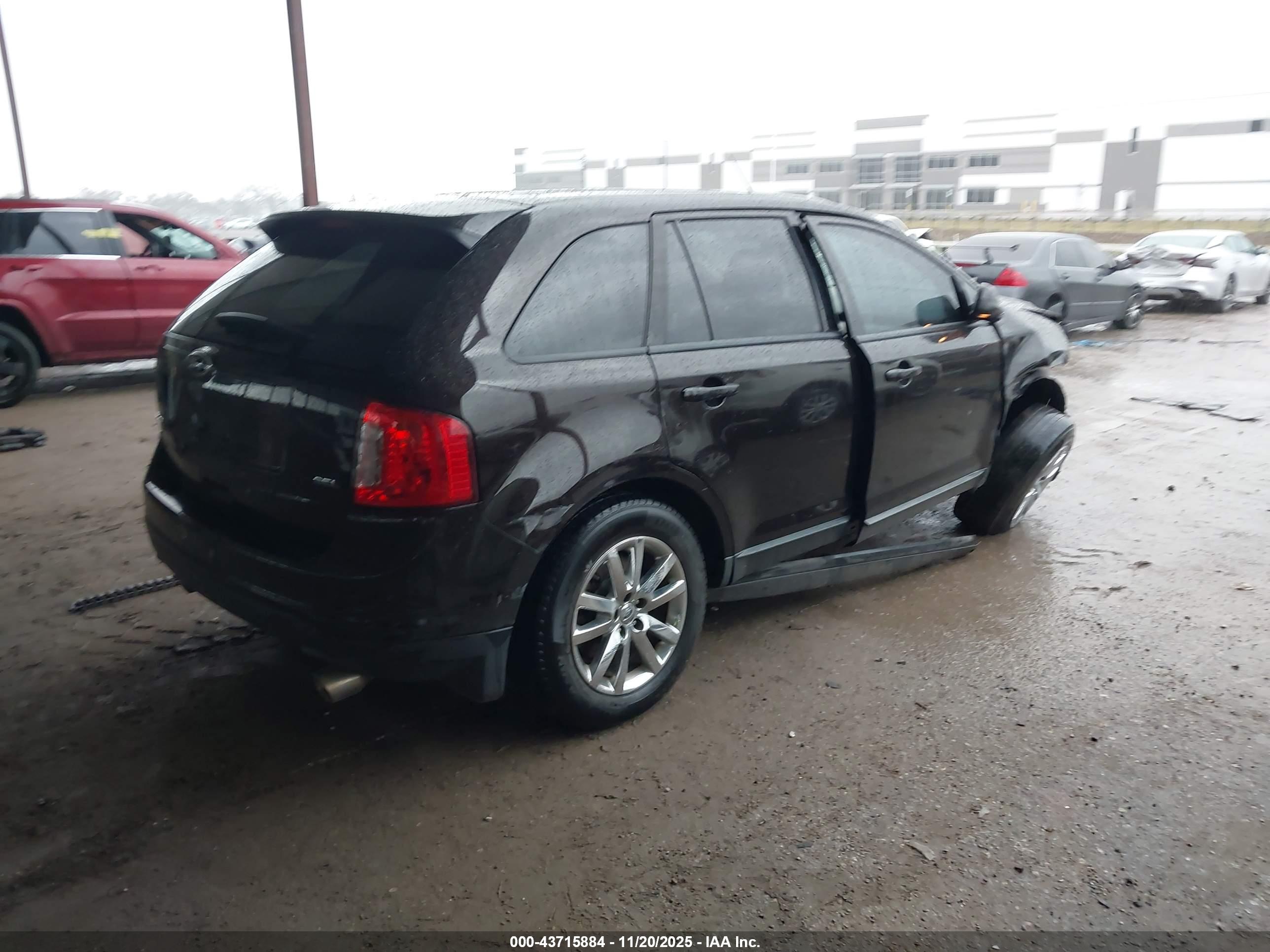 FORD EDGE image 4