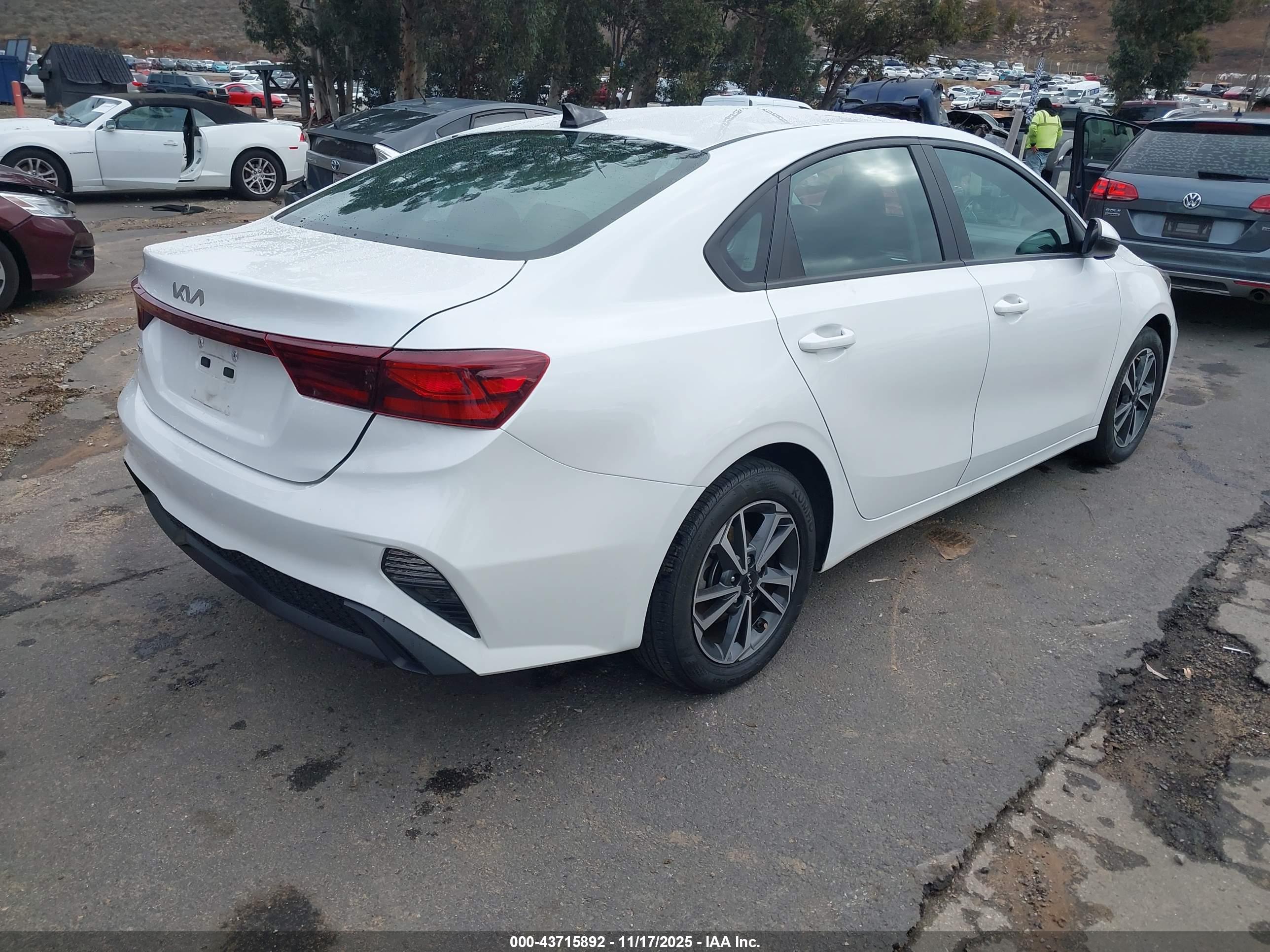 KIA FORTE image 4
