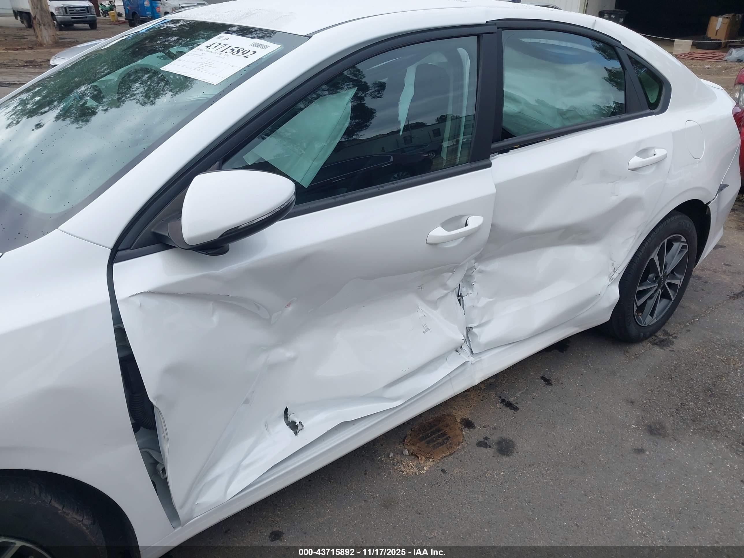 KIA FORTE image 6