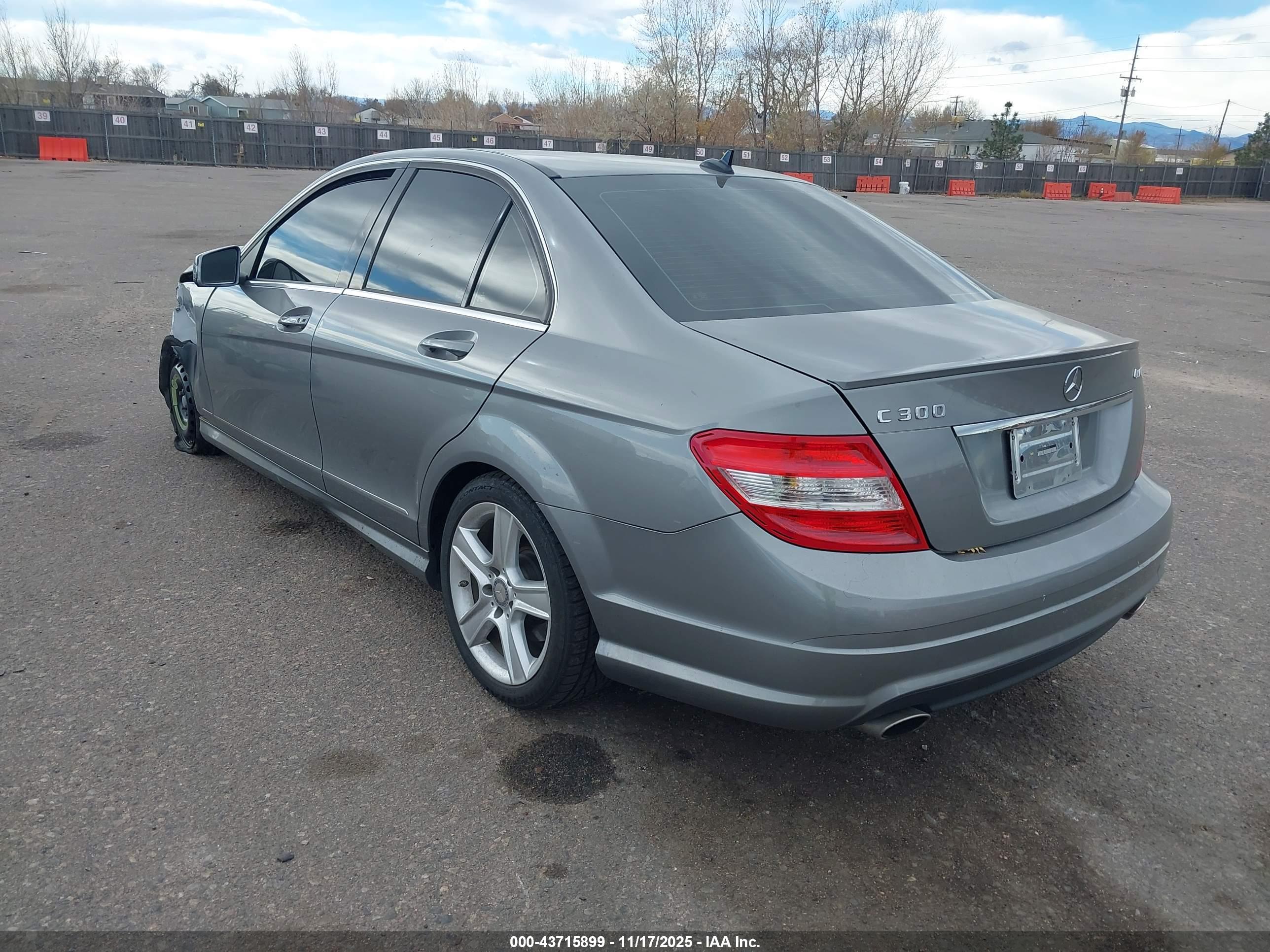 MERCEDES-BENZ C image 3