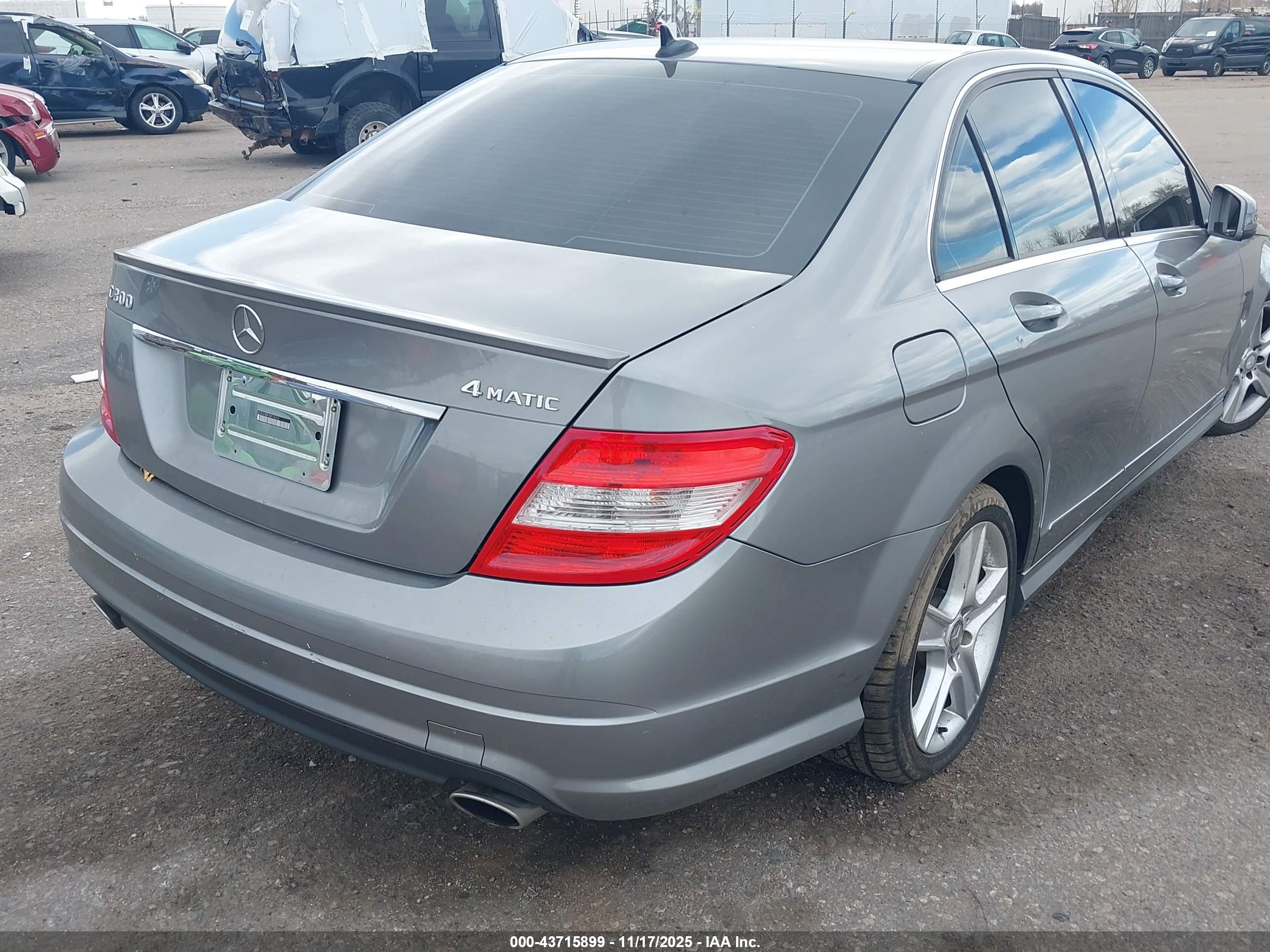 MERCEDES-BENZ C image 4
