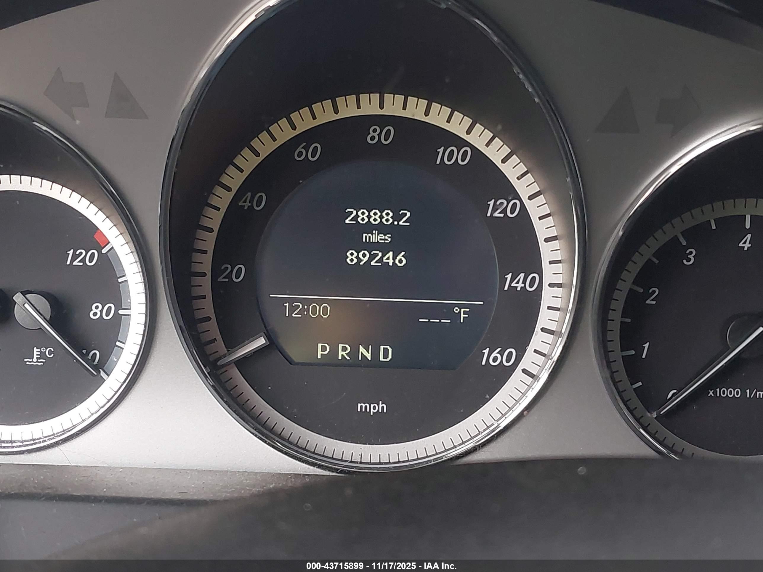 MERCEDES-BENZ C image 7